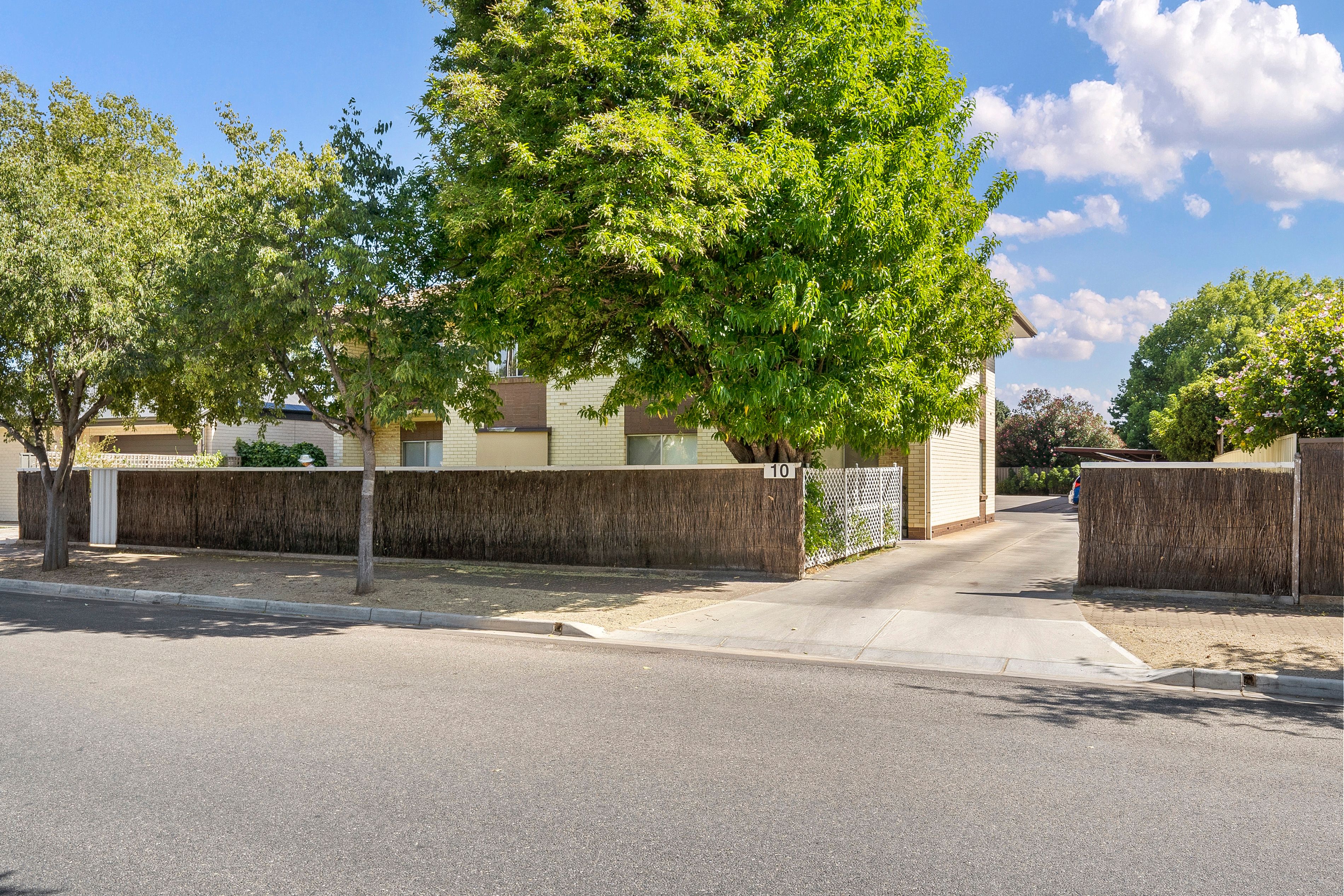 2/10 Collingrove Avenue, Broadview, SA 5083