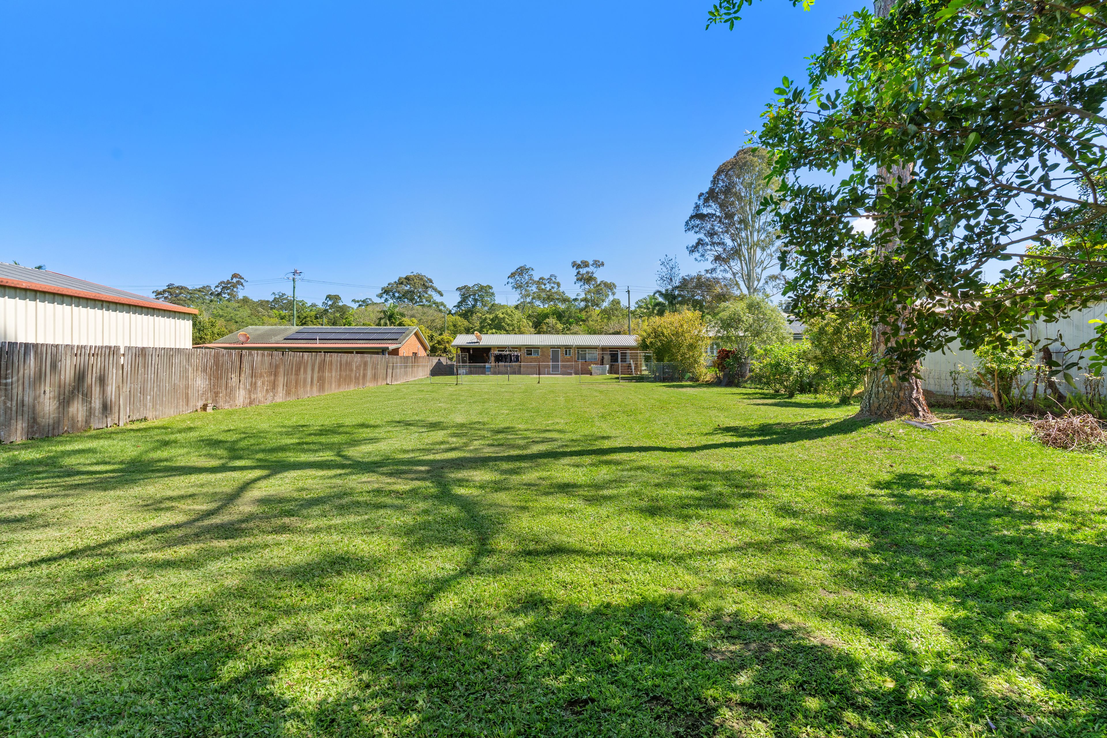 19 Maleny Street — photo 18 of 21