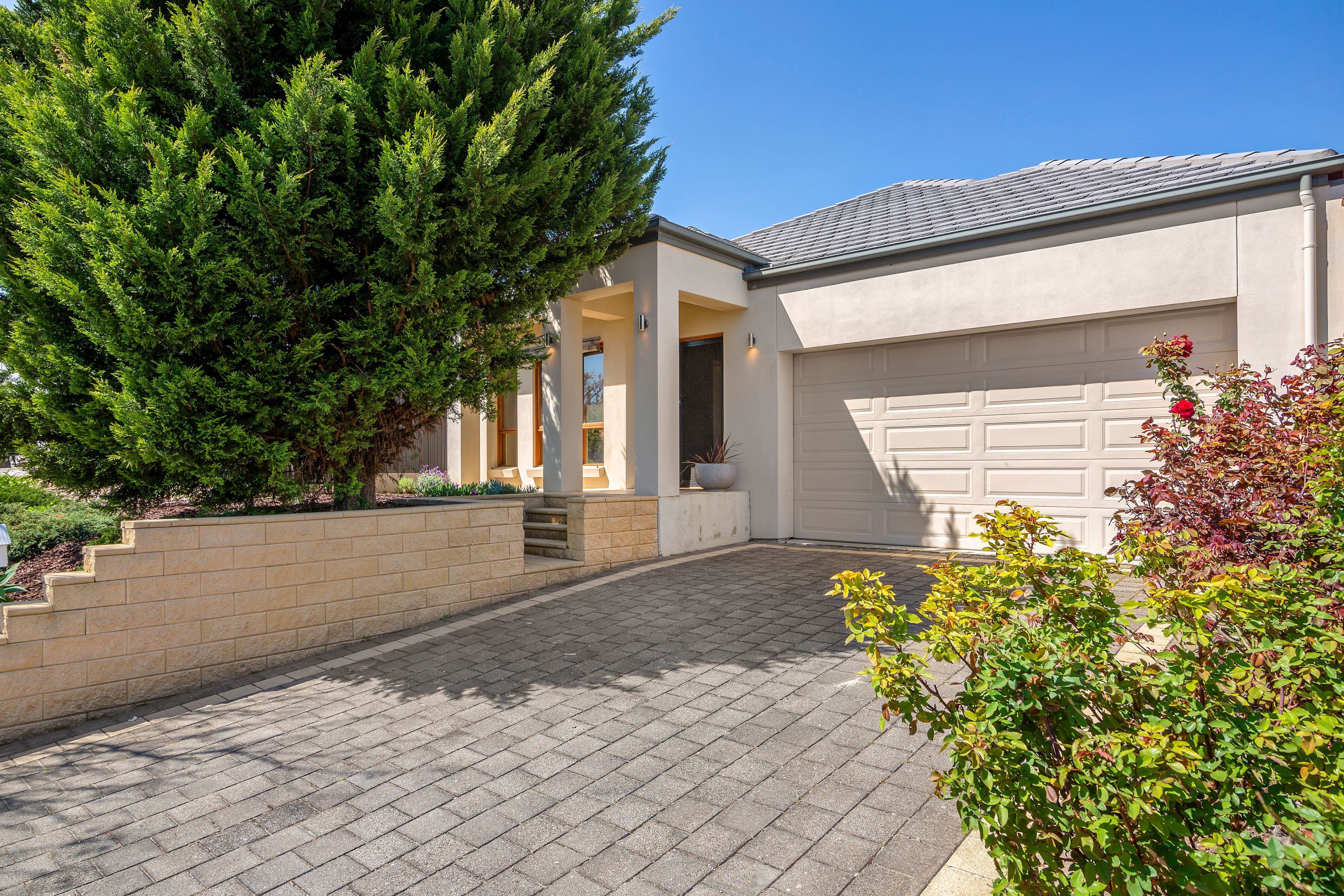 20 Stella Street, Darlington SA 5047
