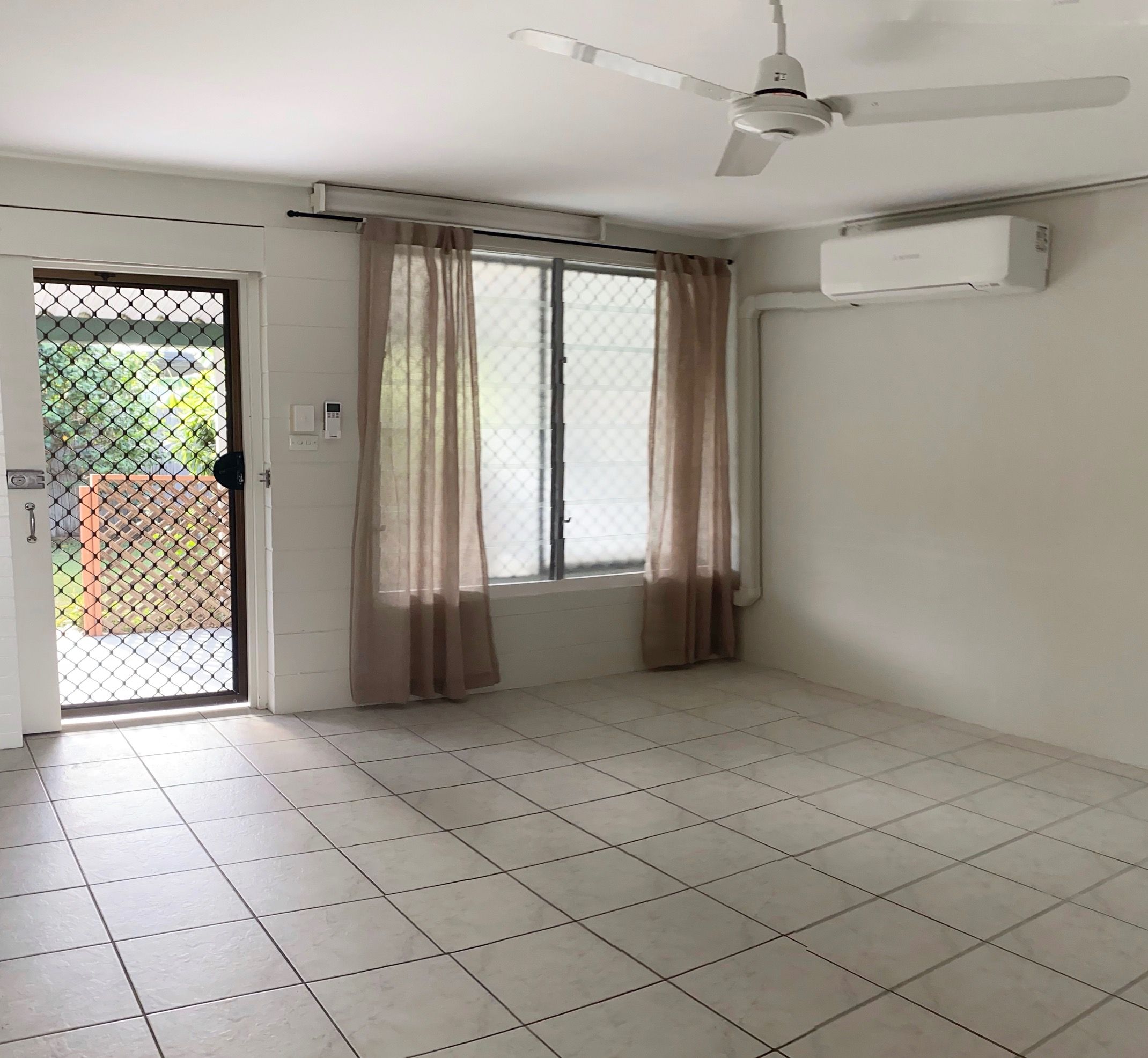 3/145 Eyre Street — photo 8 of 10