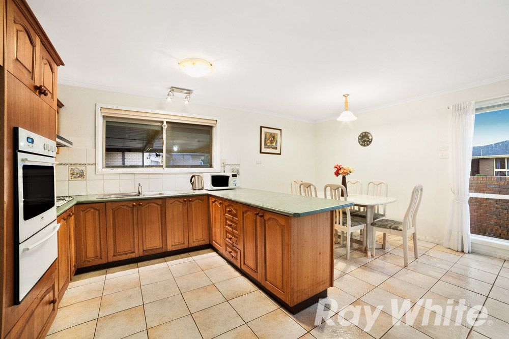 34 Rochester Drive, Thomastown, VIC 3074