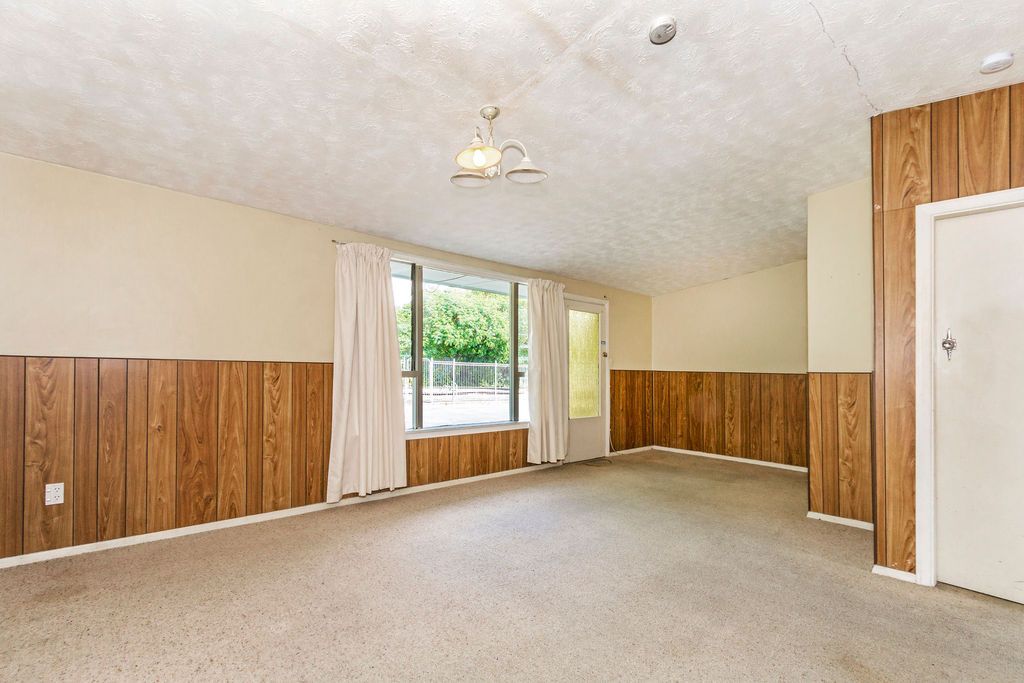 121 Estuary Road, New Brighton, Christchurch City