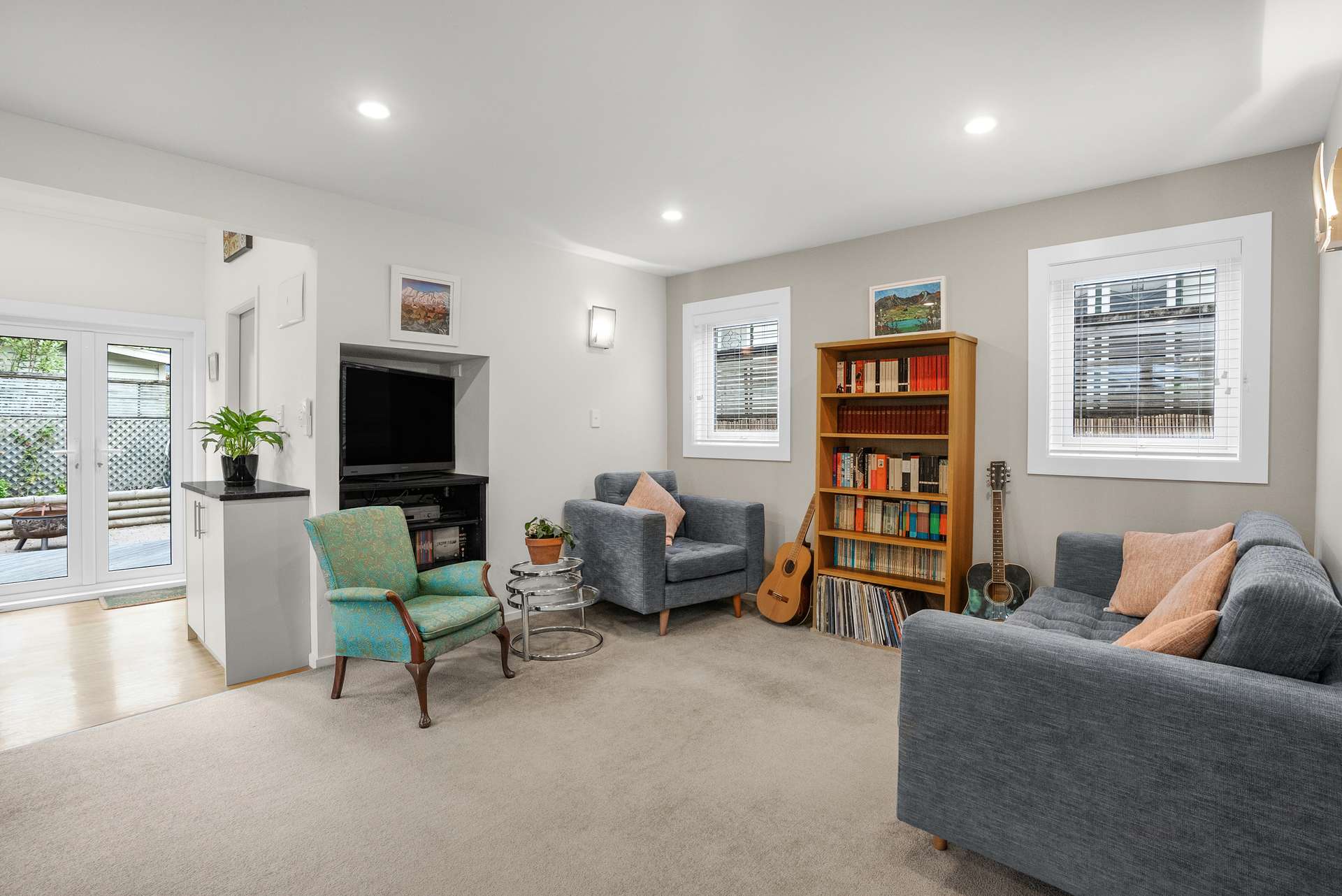 411 Muritai Road photo 6