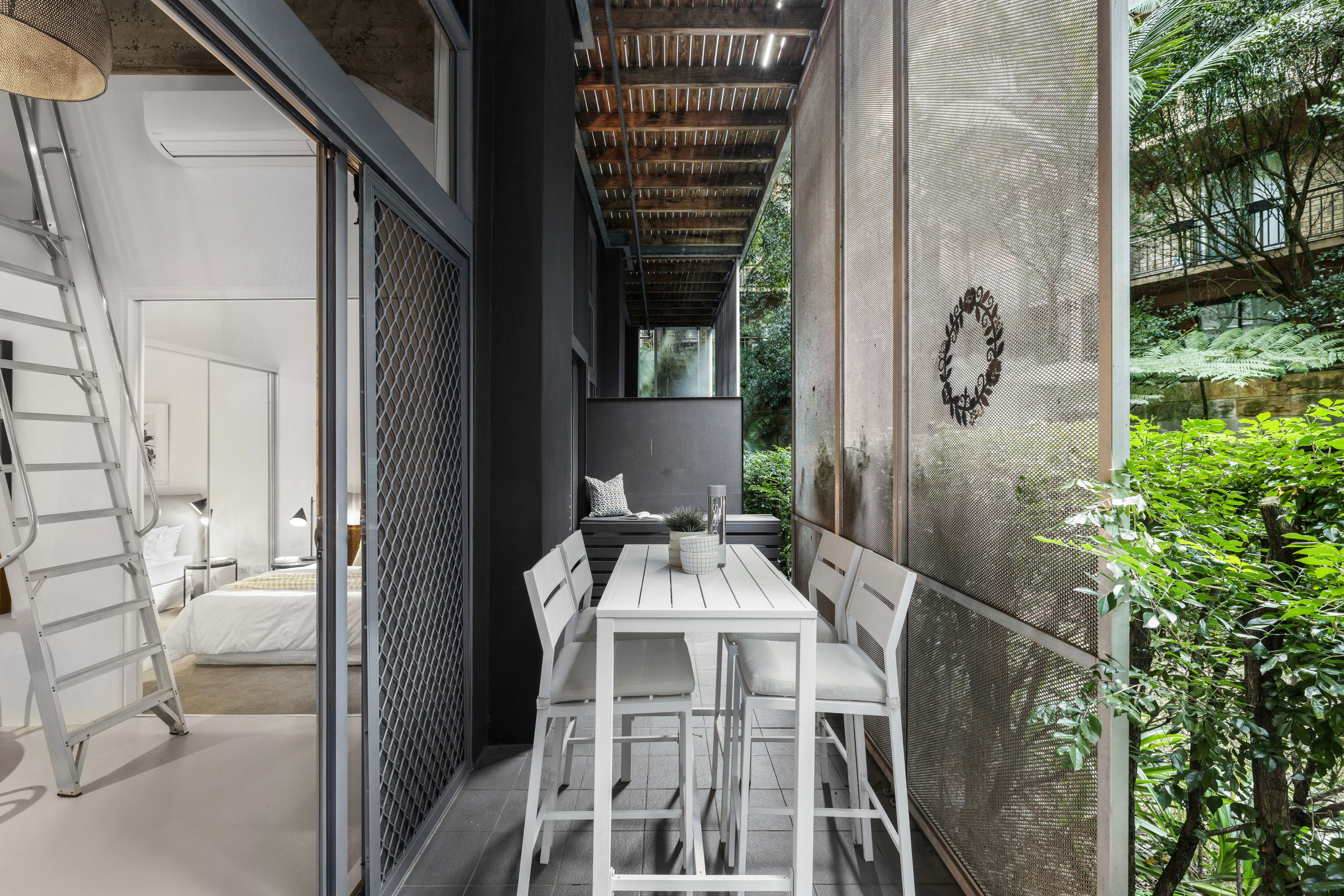 10/15-27 Hutchinson Street, Surry Hills, NSW 2010