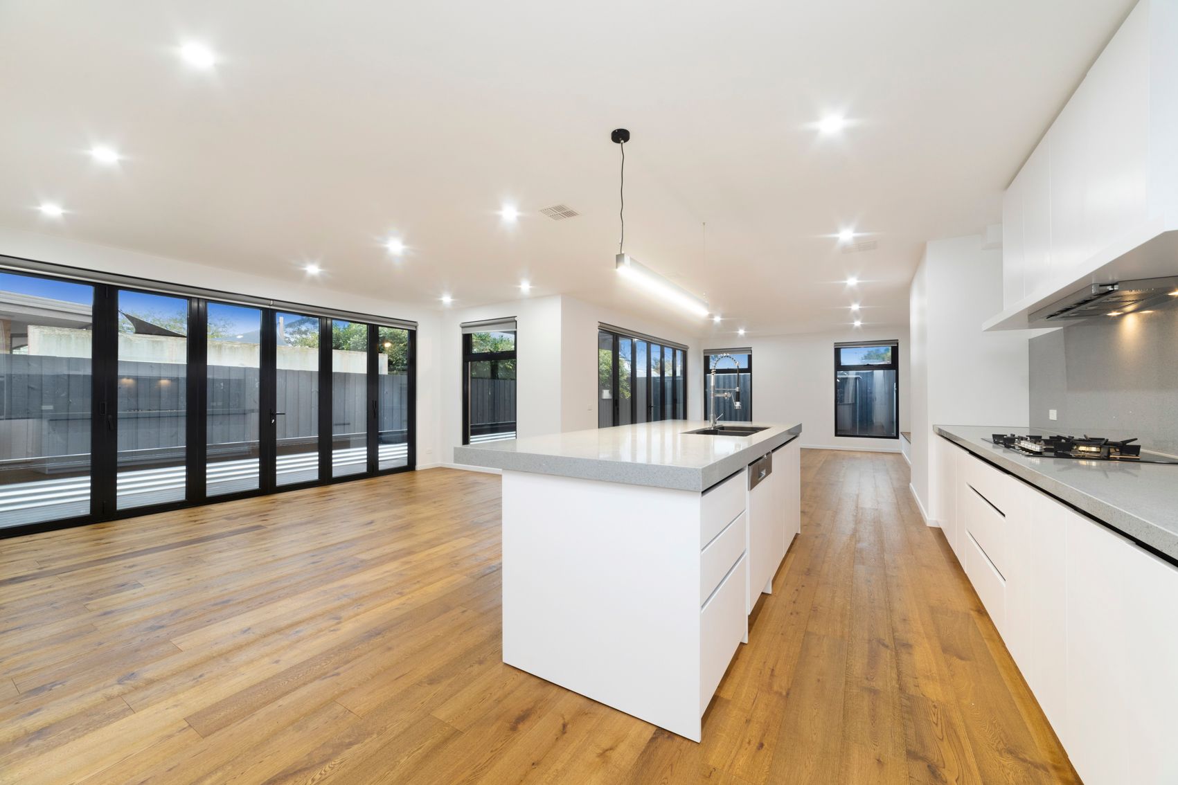 22B Charles Street — photo 6 of 23