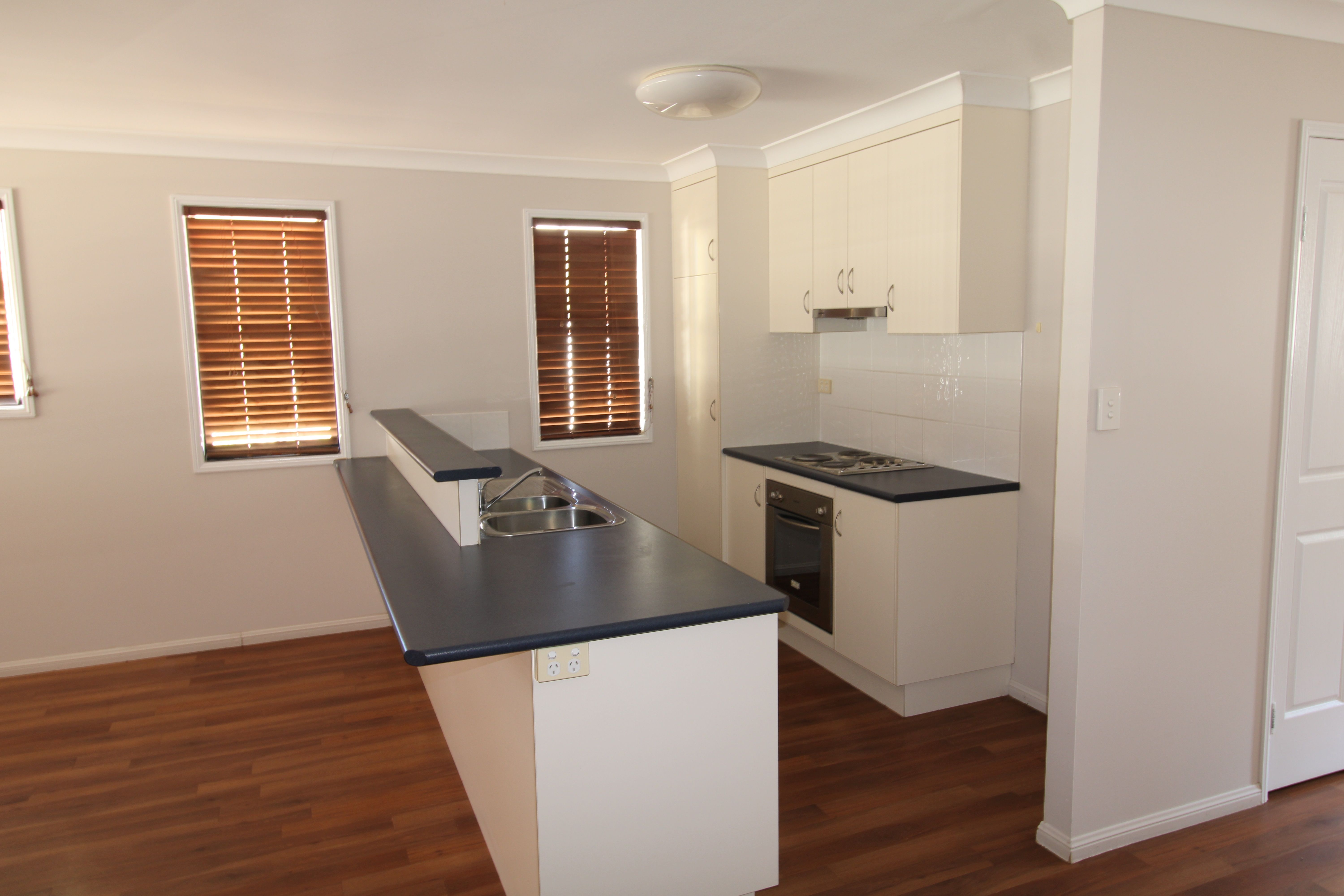 4/6 Burn Street, Capella, QLD 4723