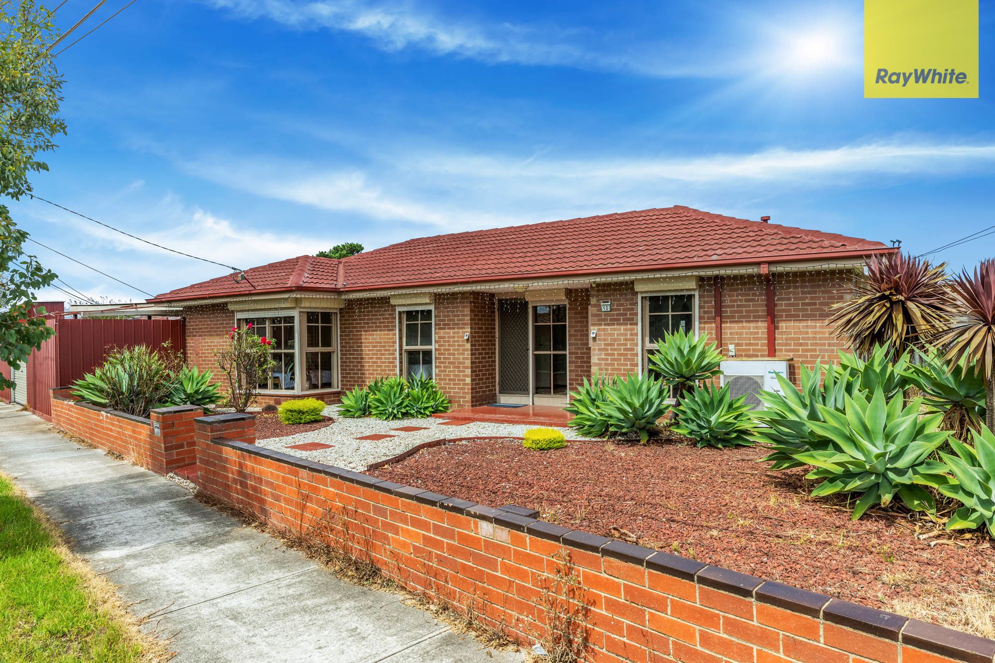 12 Novara Parade, St Albans VIC 3021