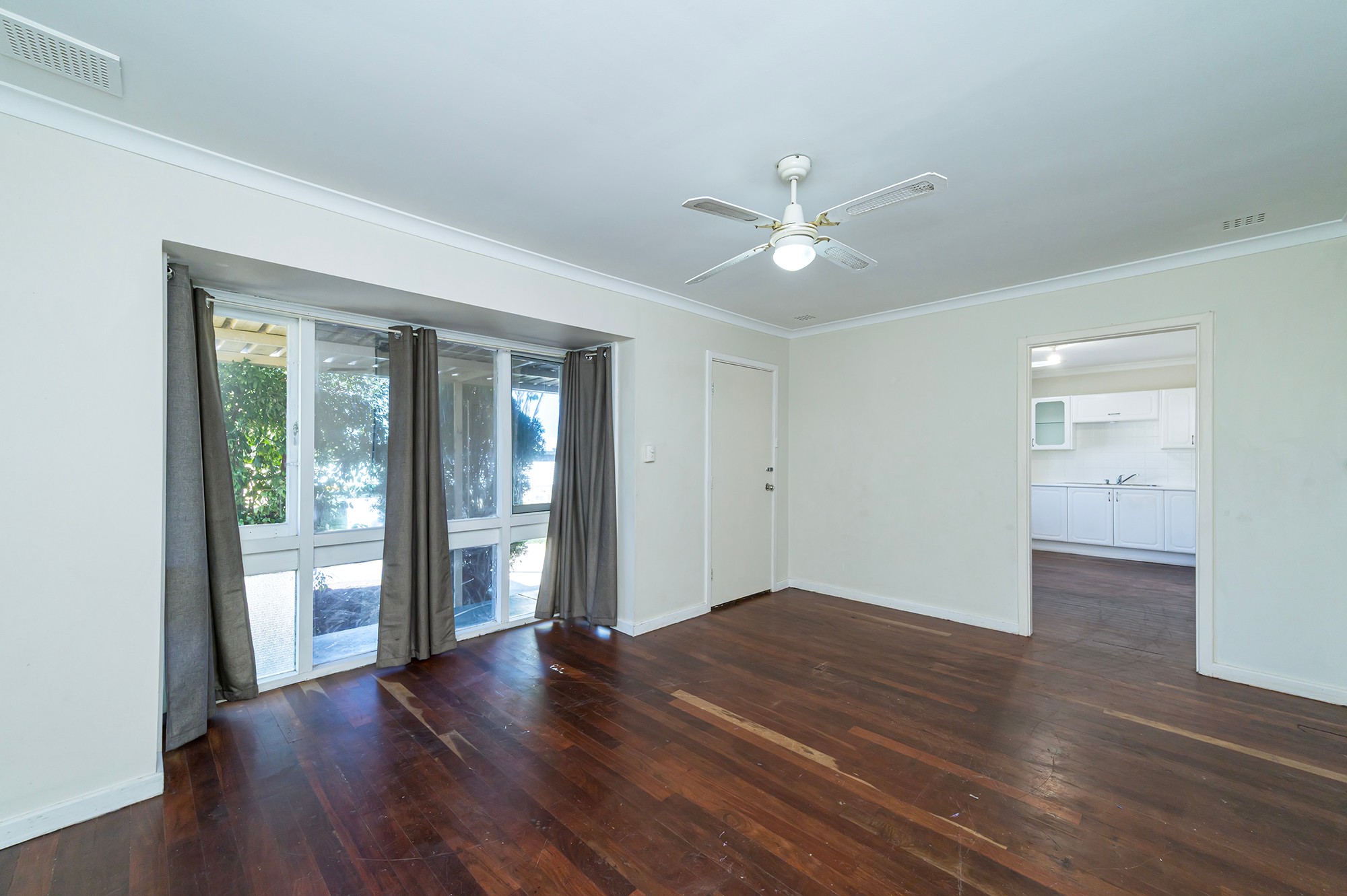 6 Koondoola Avenue, Koondoola, WA 6064