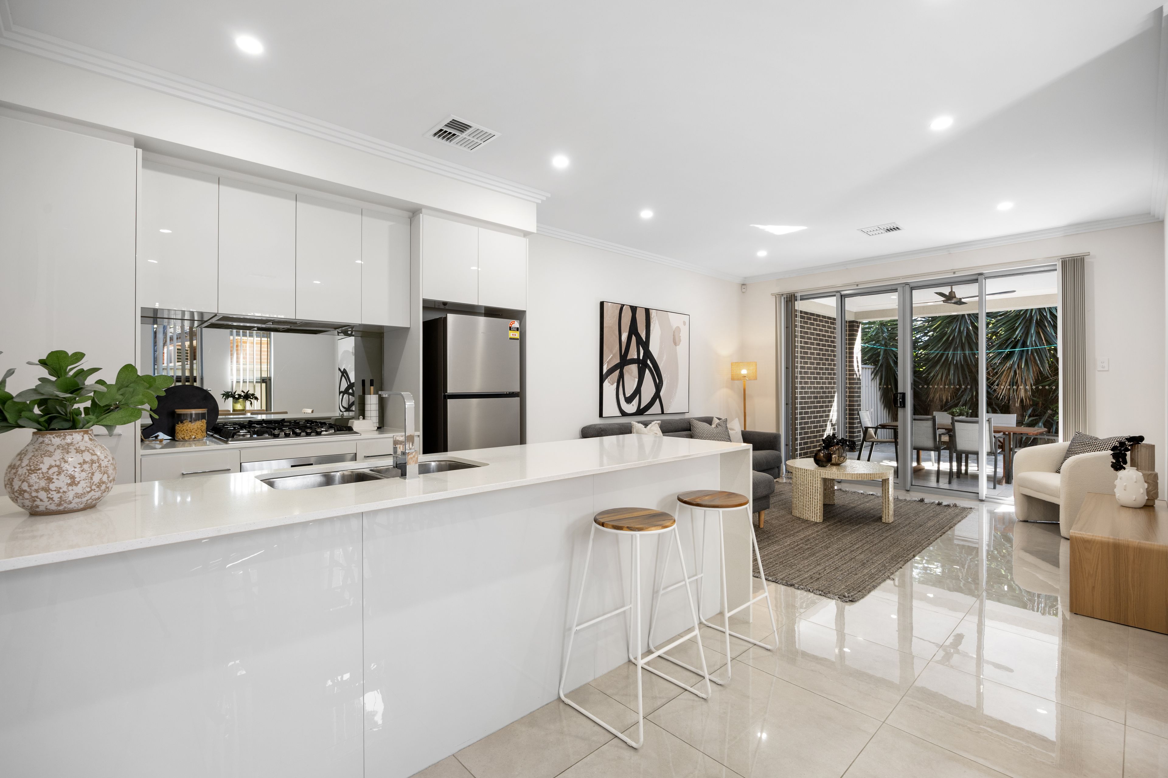 1 Anderson Street — photo 3 of 25