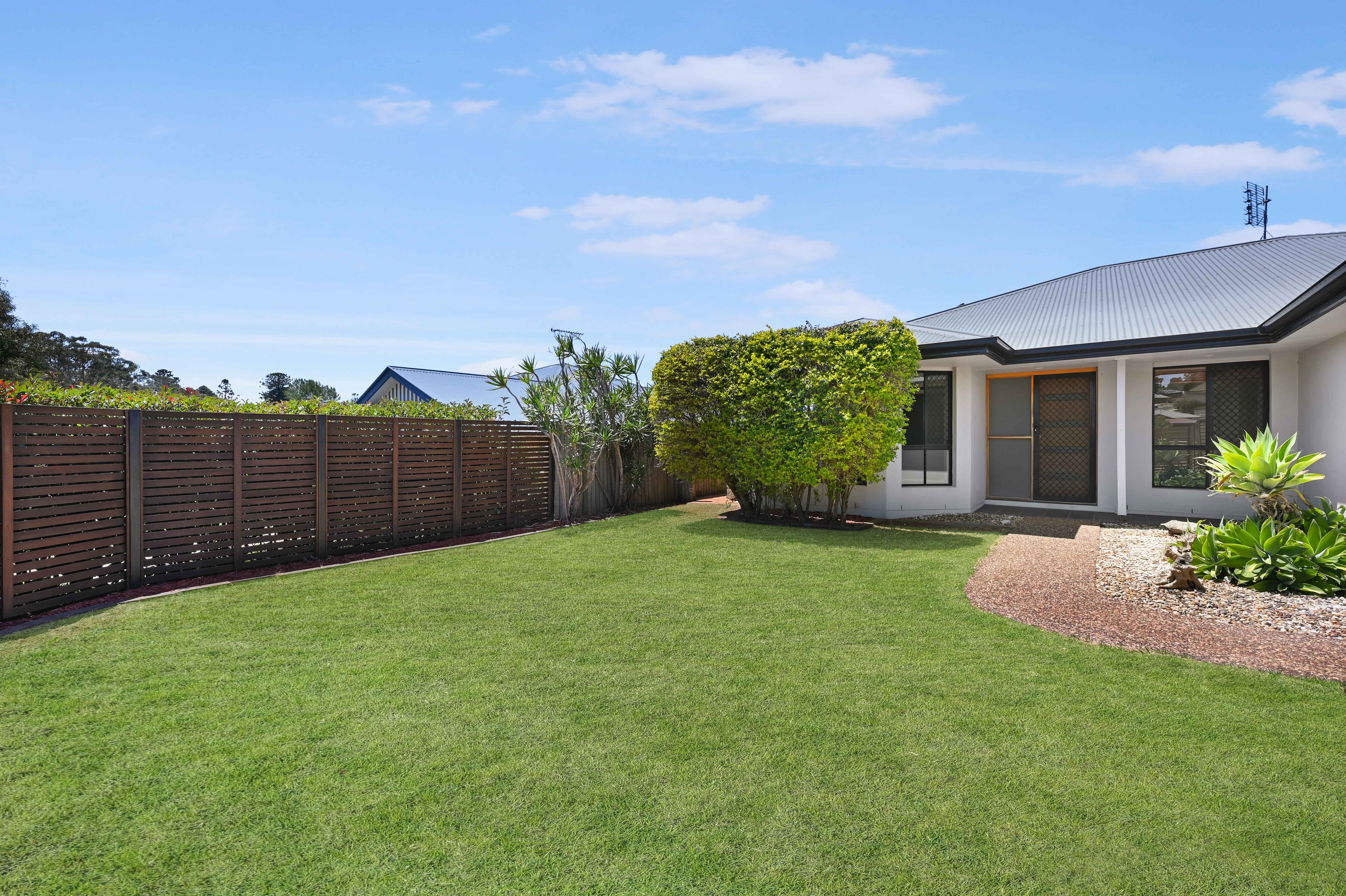 154 Tor Street, Rockville, QLD 4350