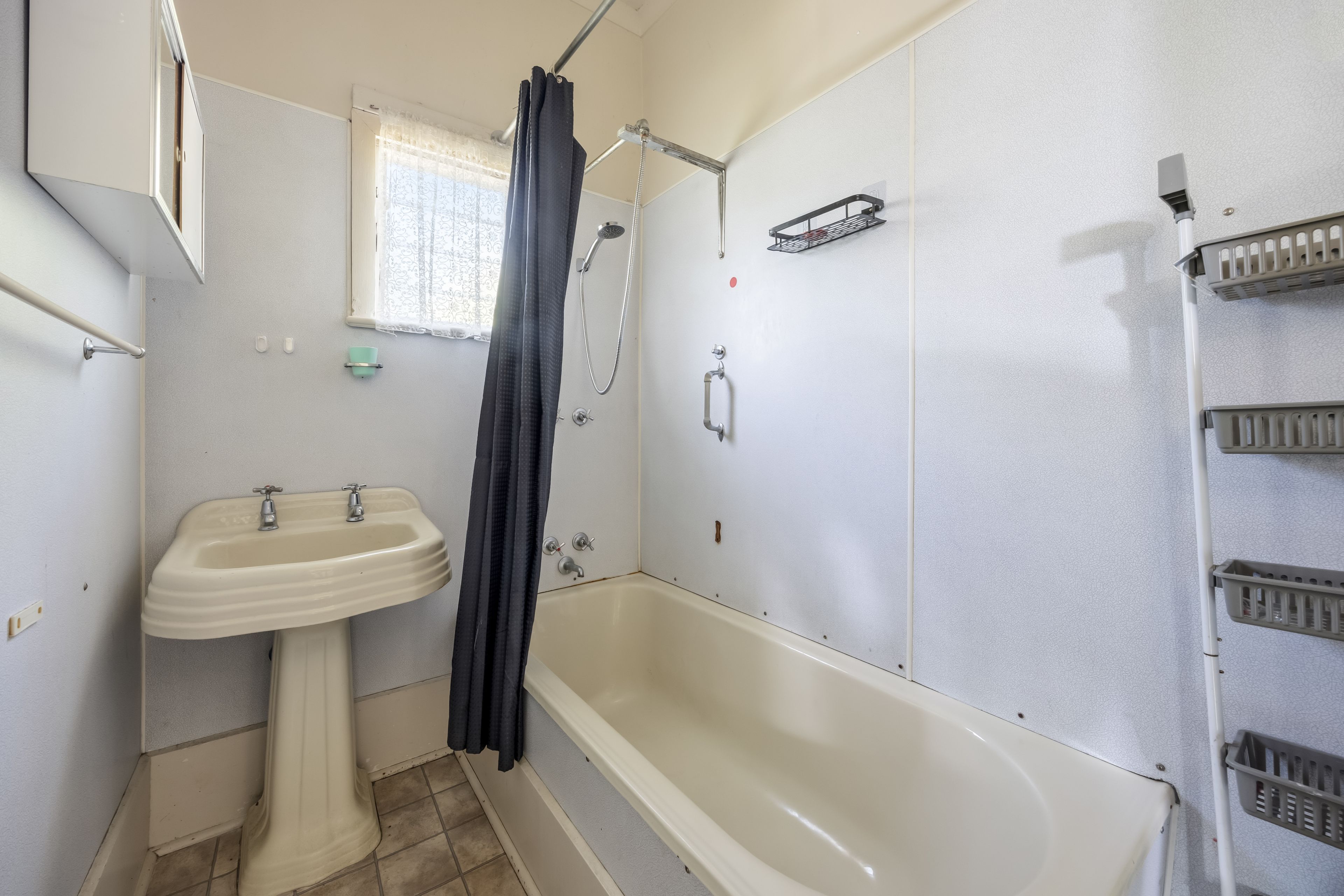 50-52 Ligar Street — photo 11 of 16