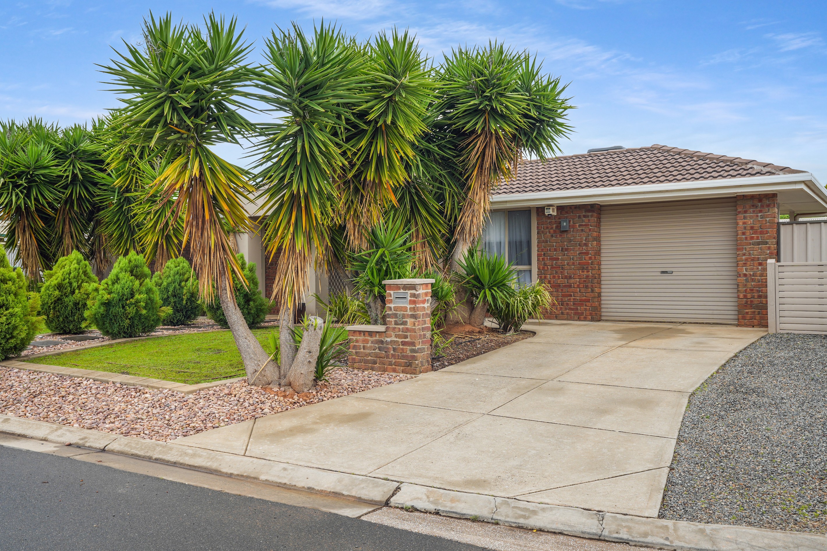 8 Rogash Court, Evanston Park, SA 5116