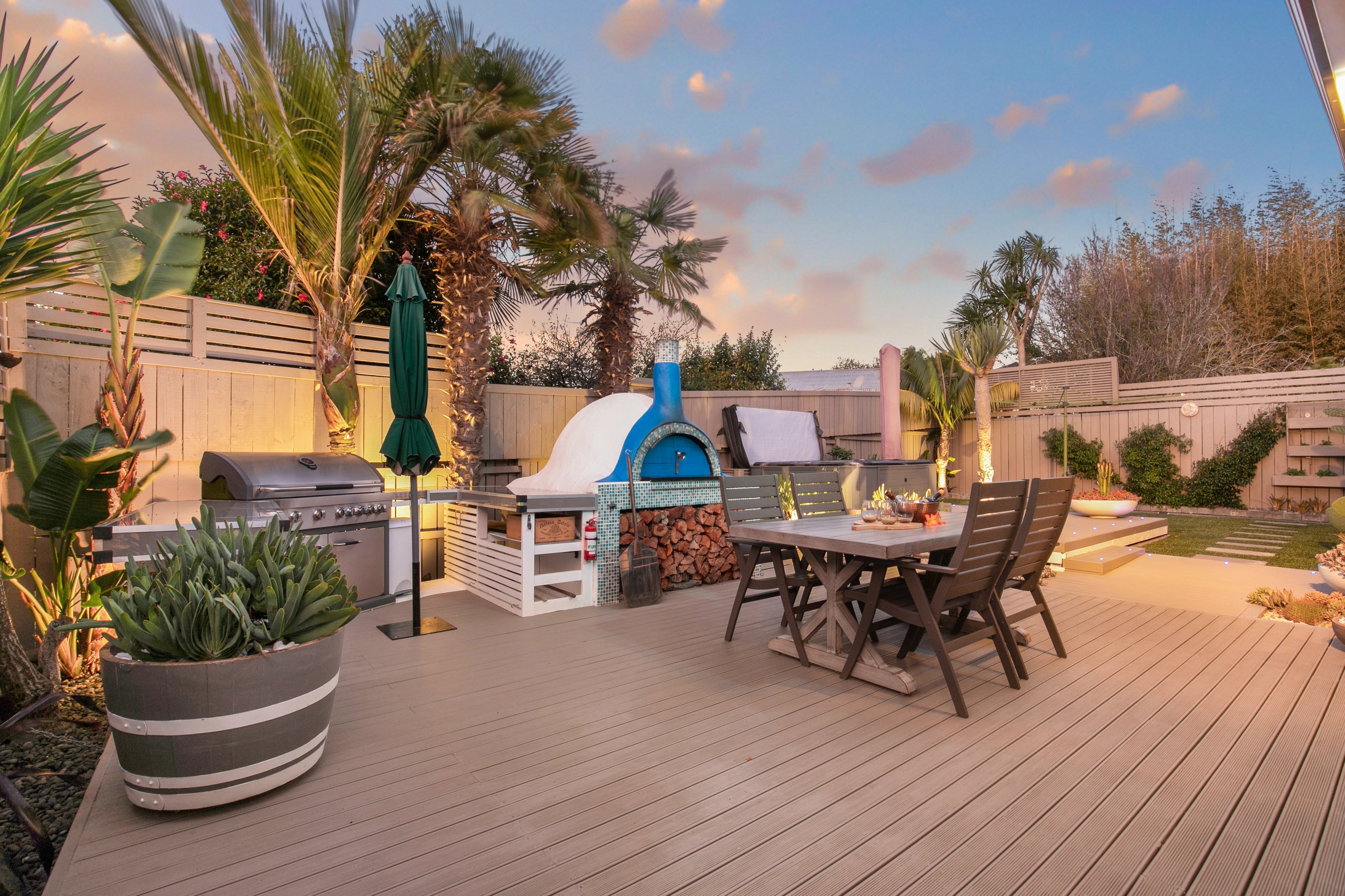 8a MacKenzie Street, Te Atatu South, Waitakere City