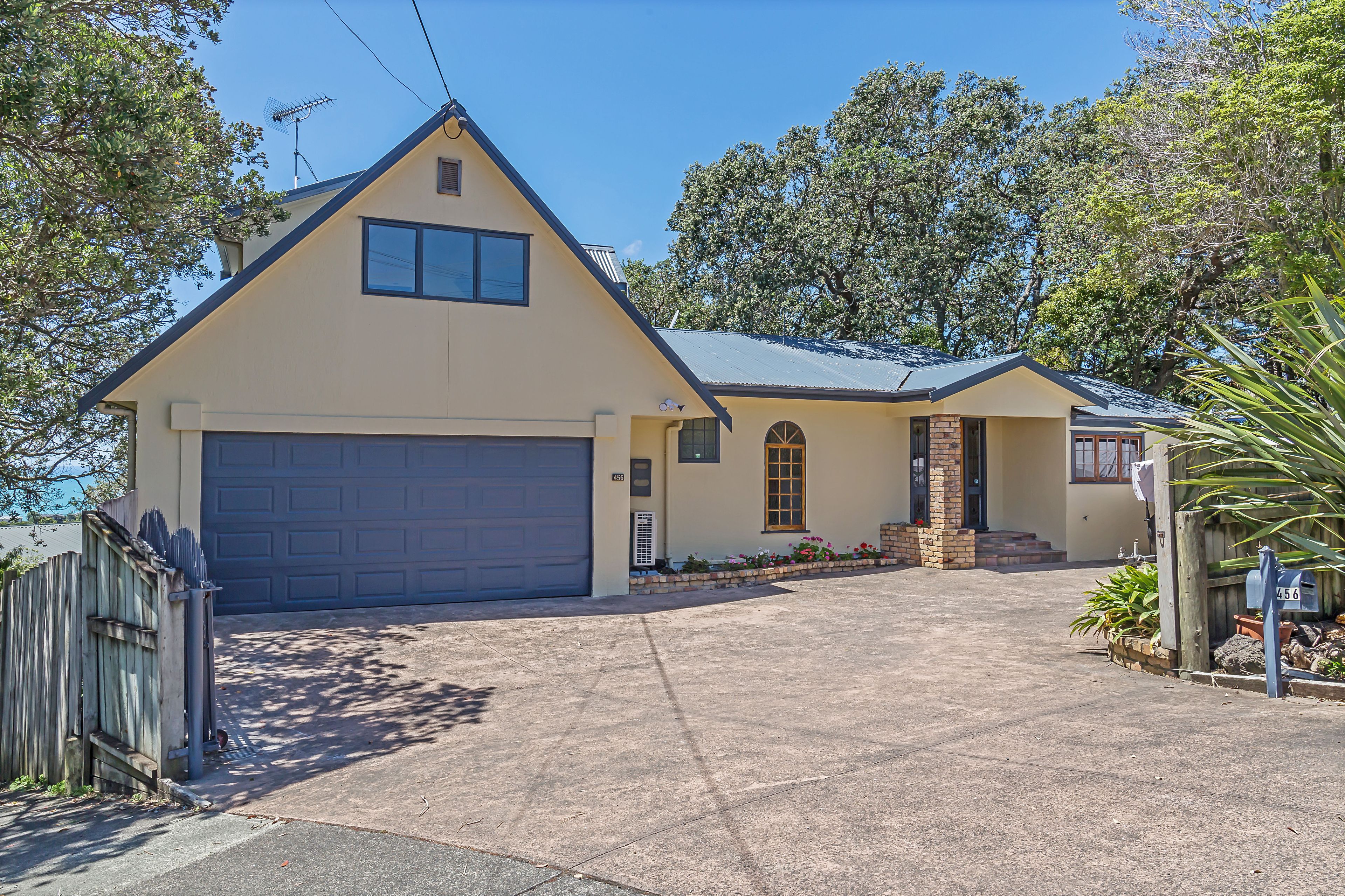 456 Whangaparaoa Road, Stanmore Bay, Rodney