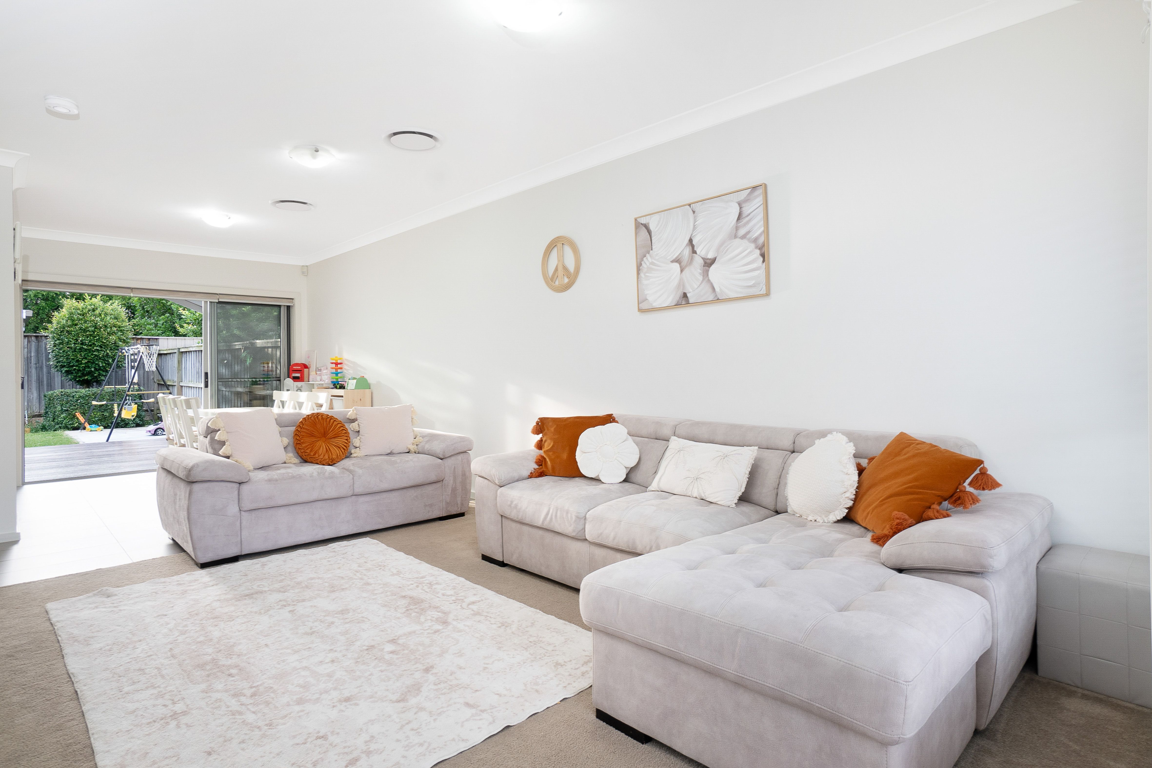 16 Lookout Circuit, Stanhope Gardens, NSW 2768
