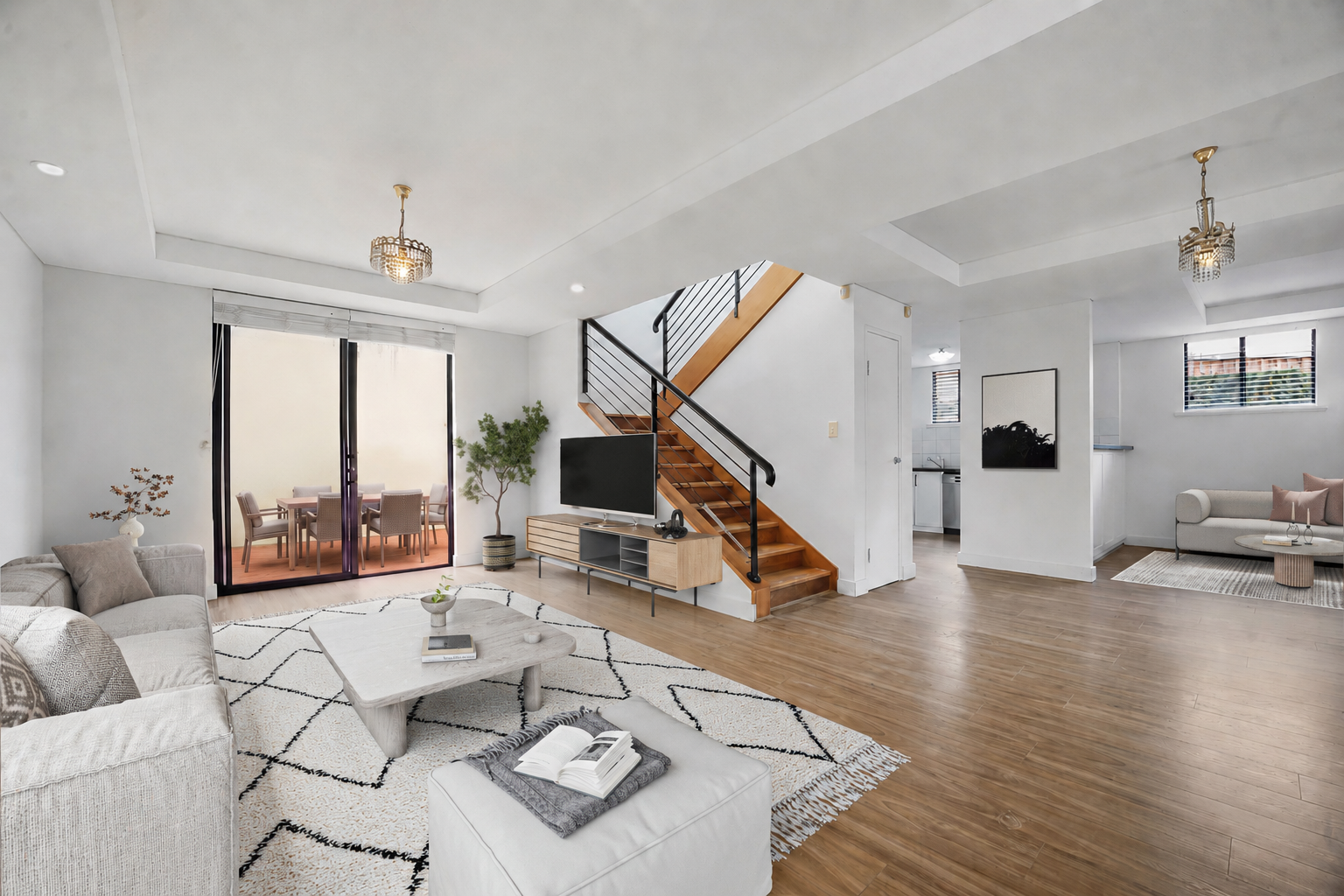 Townhouse 1/26 Dover Road — photo 4 of 8