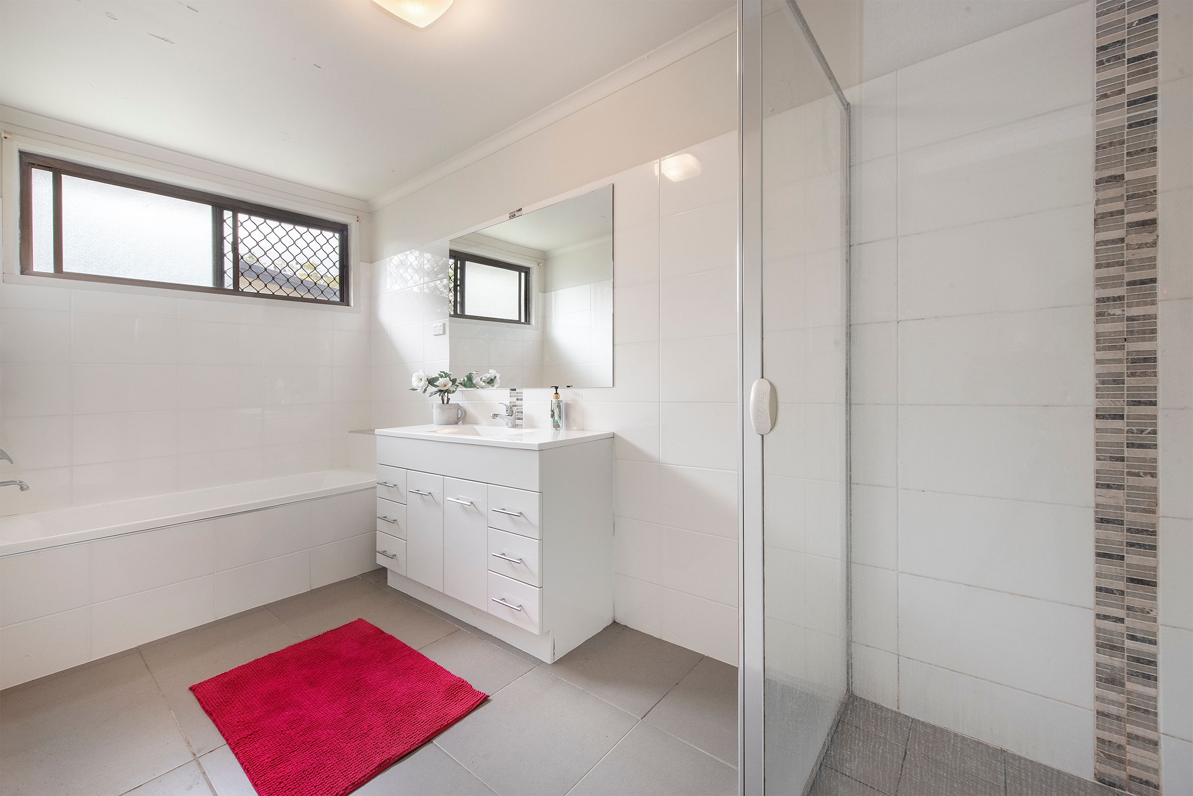 2 Winona Street, Shailer Park, QLD 4128