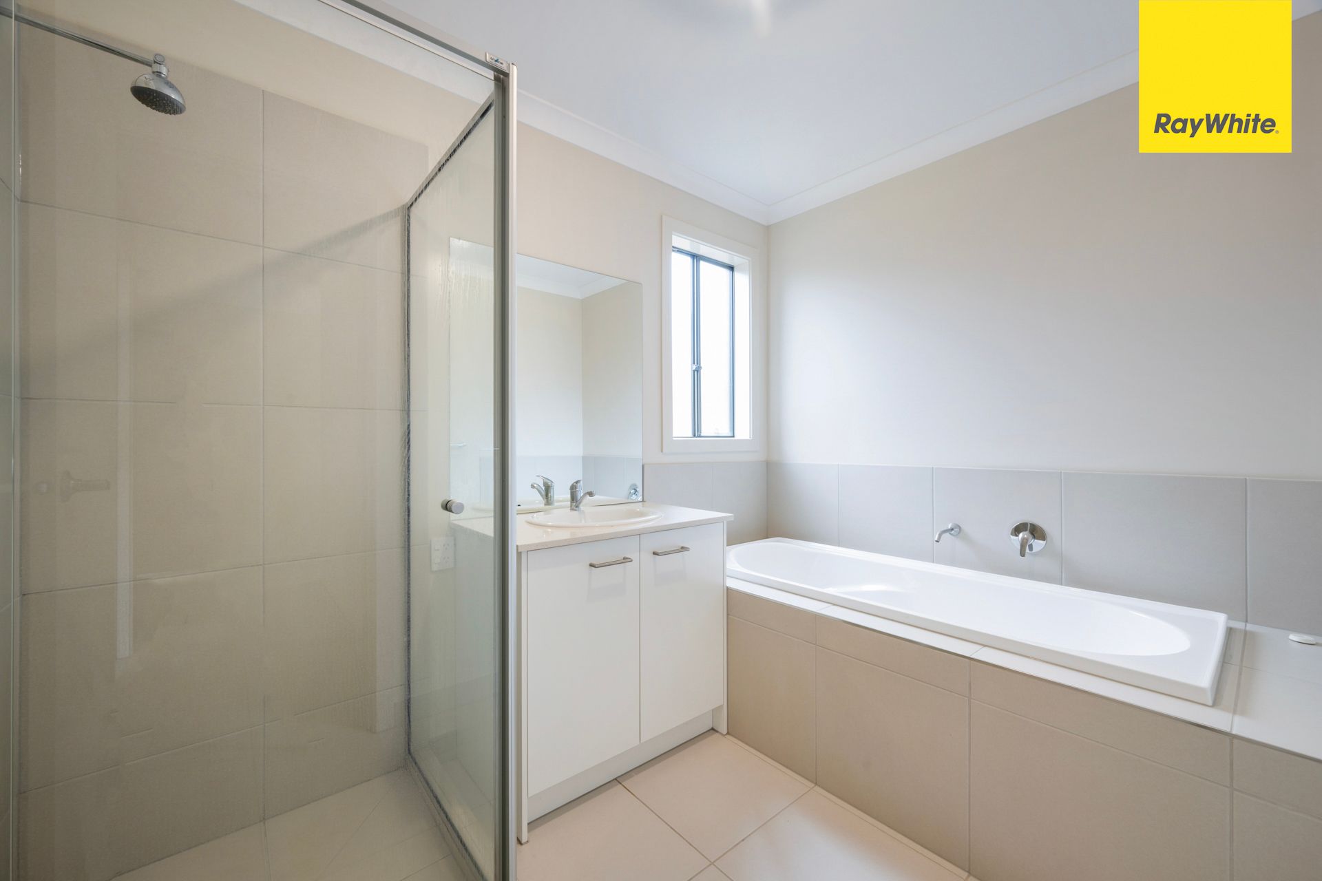 29 Lynwood Drive — photo 4 of 15