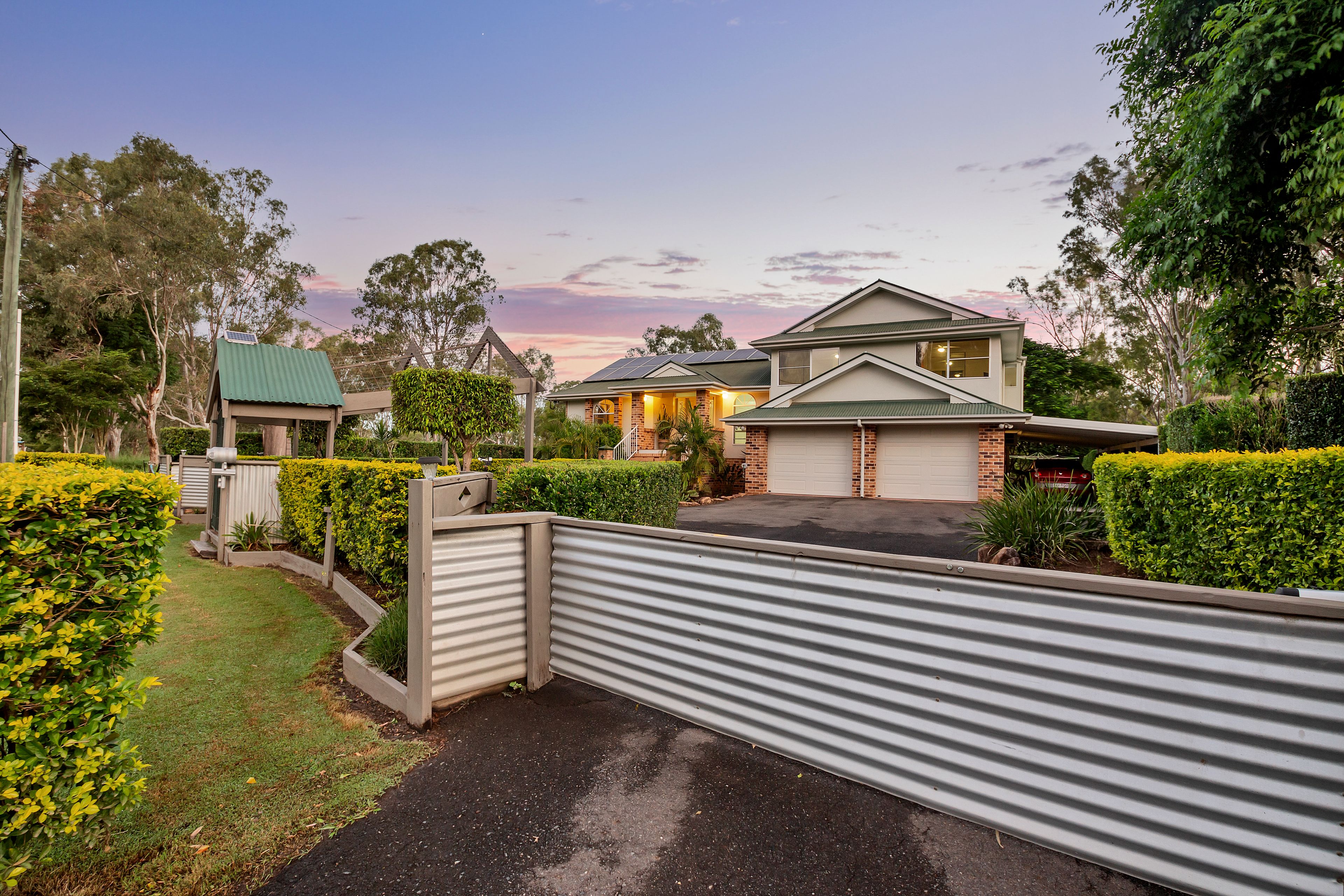 7 Riverside Court, Barellan Point, QLD 4306