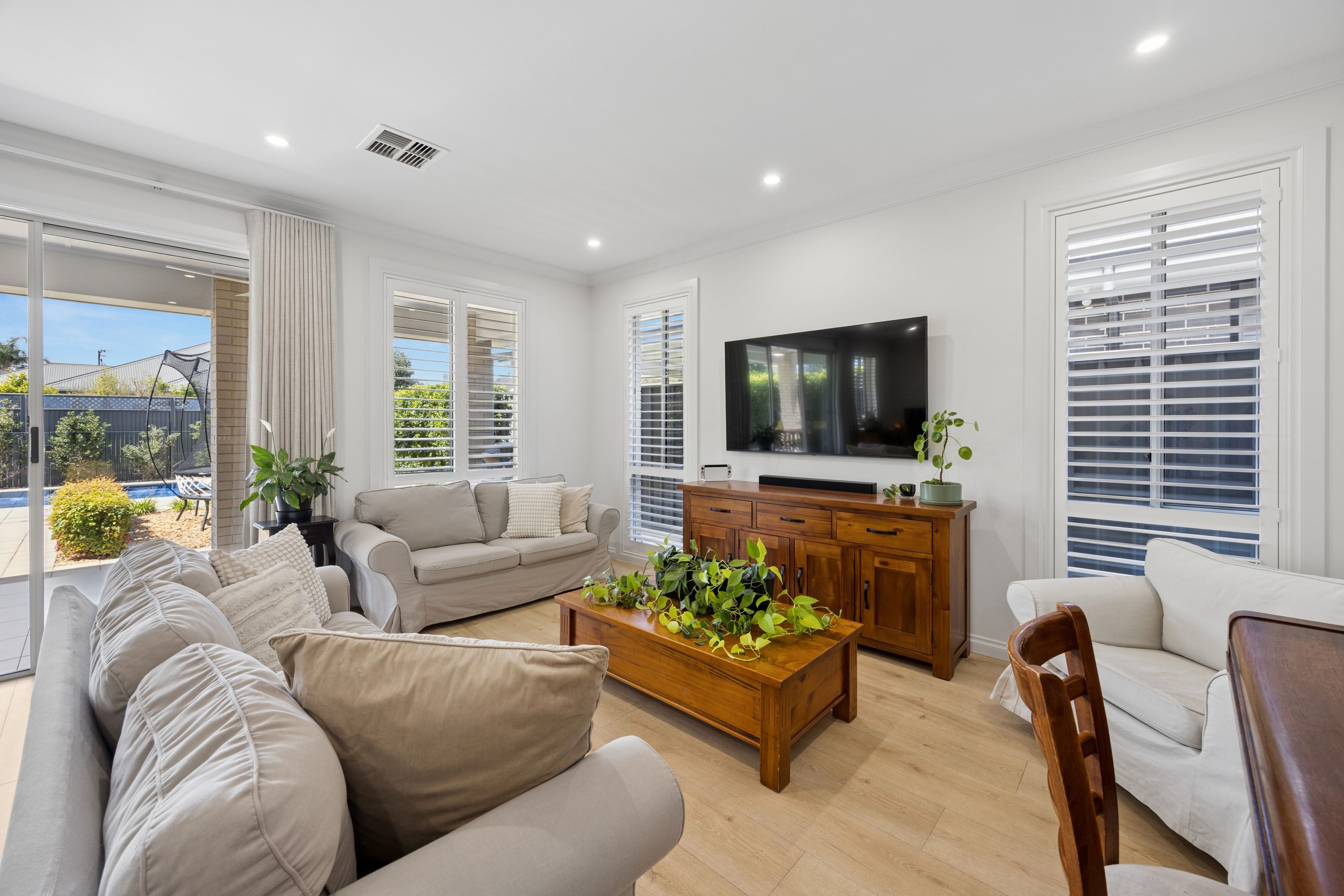 20 Neston Avenue — photo 9 of 22