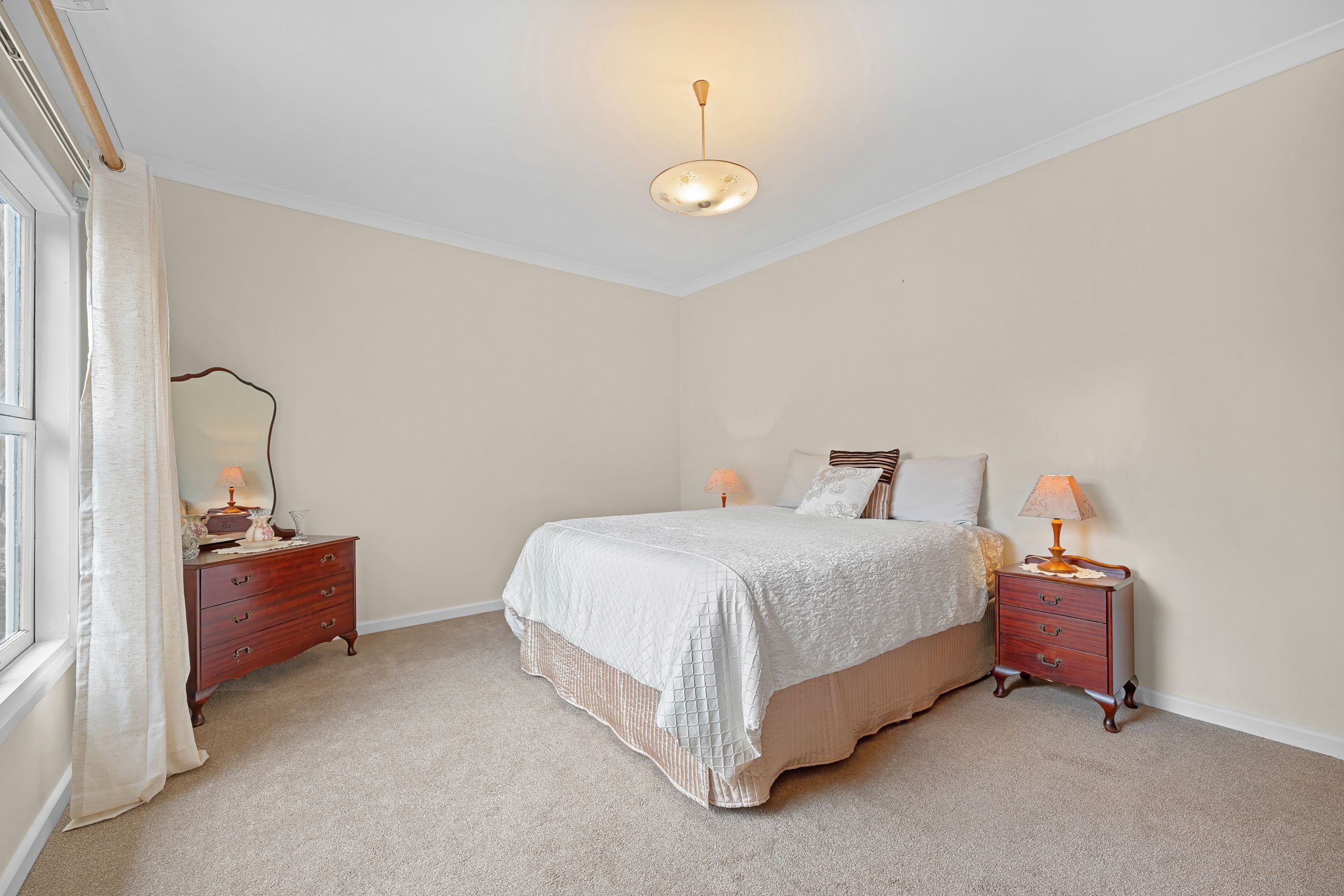 37 Horsley Road — photo 11 of 22