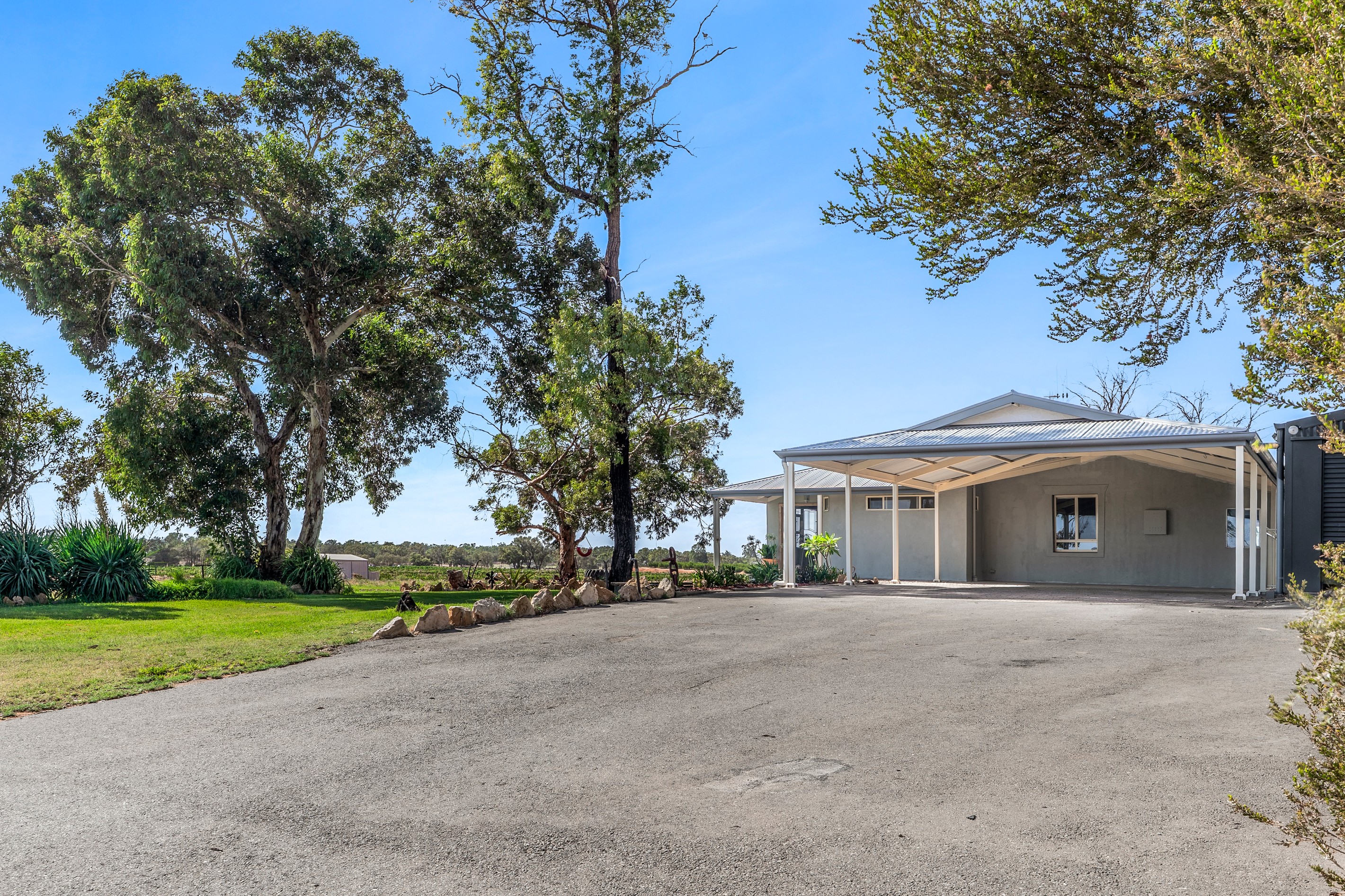 202 Loxton Drive, Moorook, SA 5332