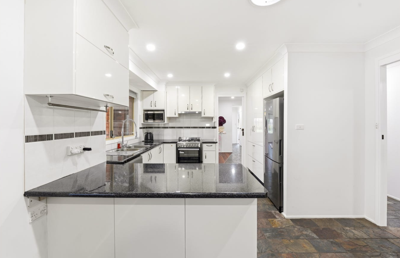 5 Tillford Grove — photo 3 of 21