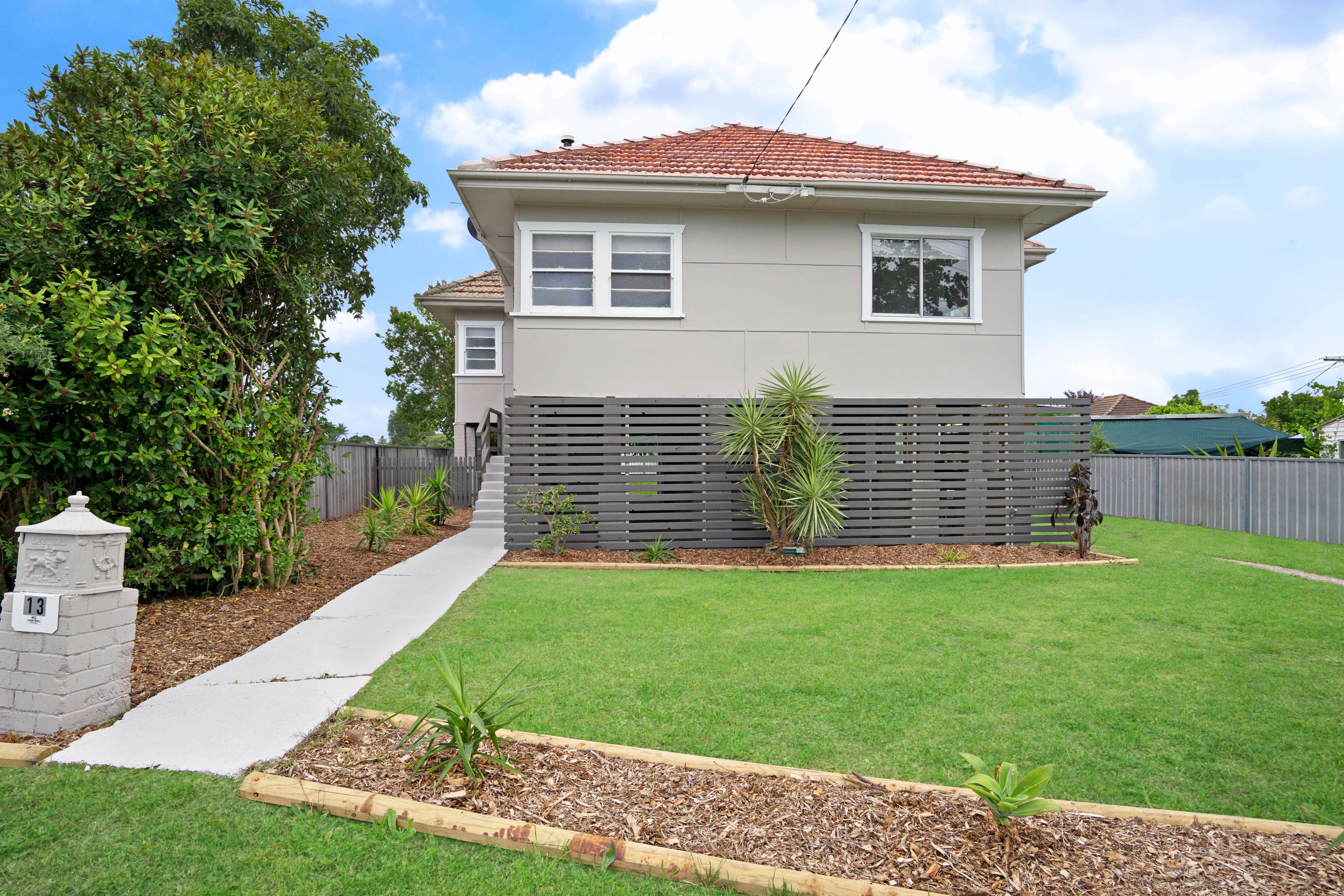 13 Riley Street