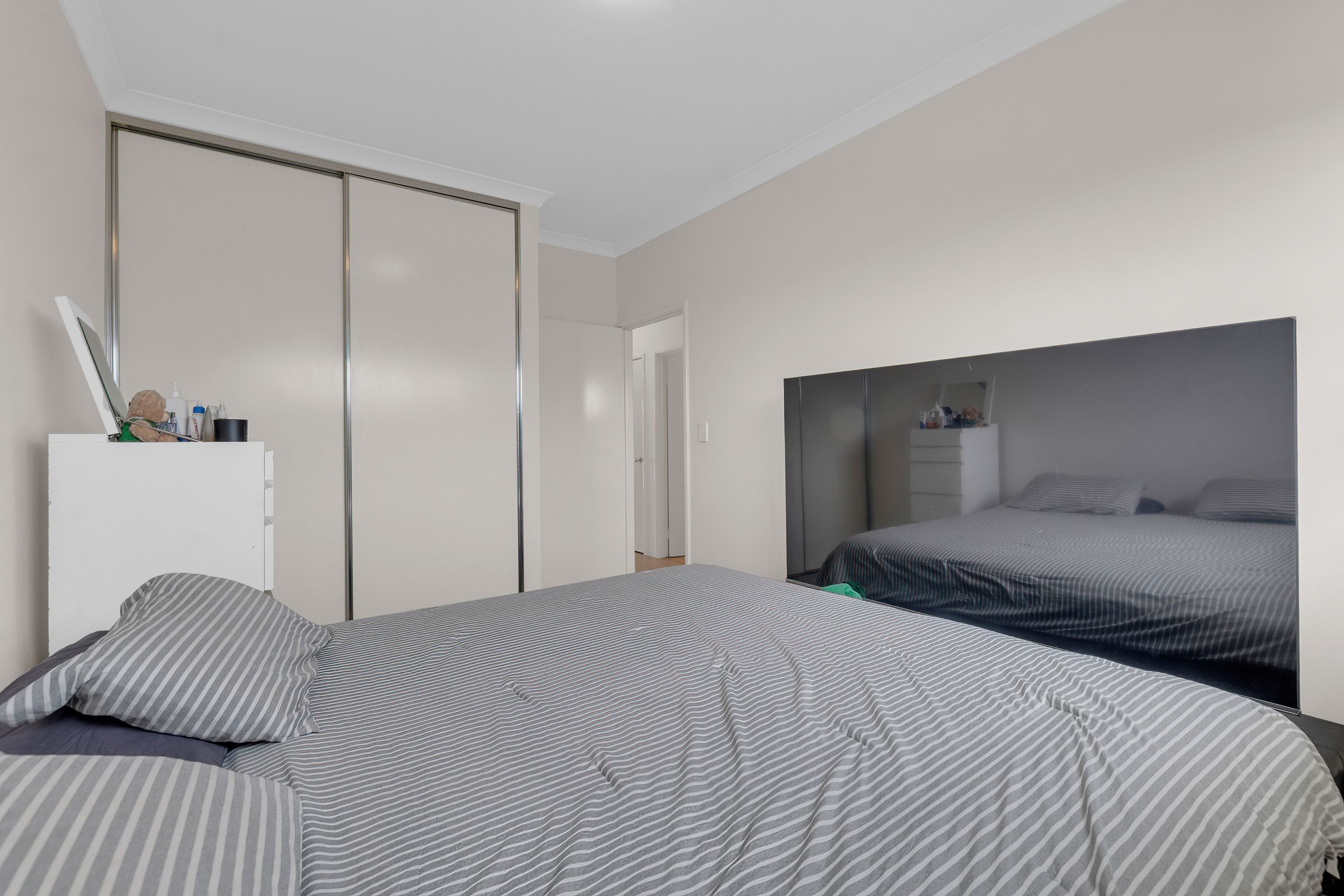 8/180 Kent Street — photo 12 of 18