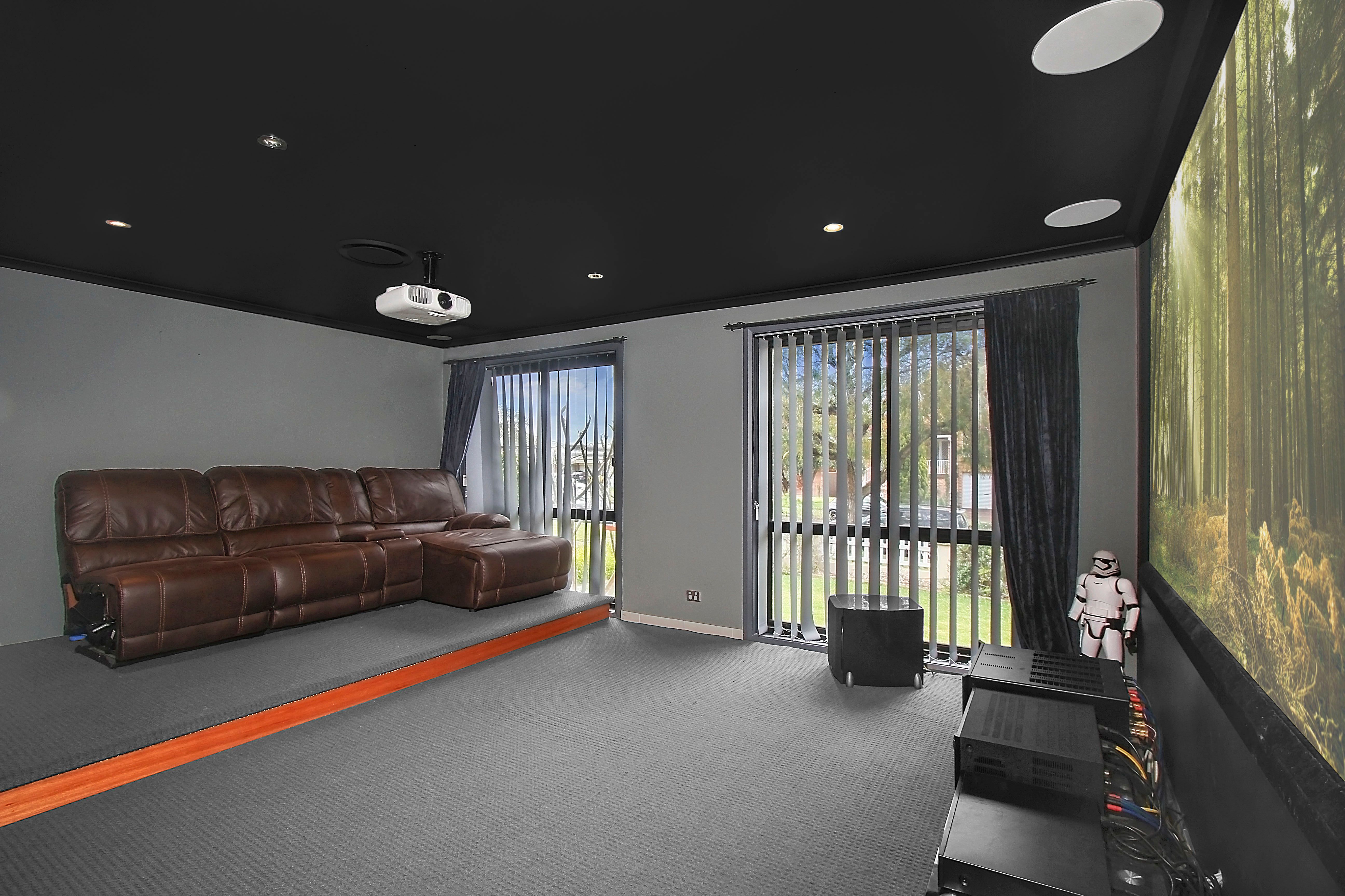 12 Lachlan Street, Bossley Park, NSW 2176