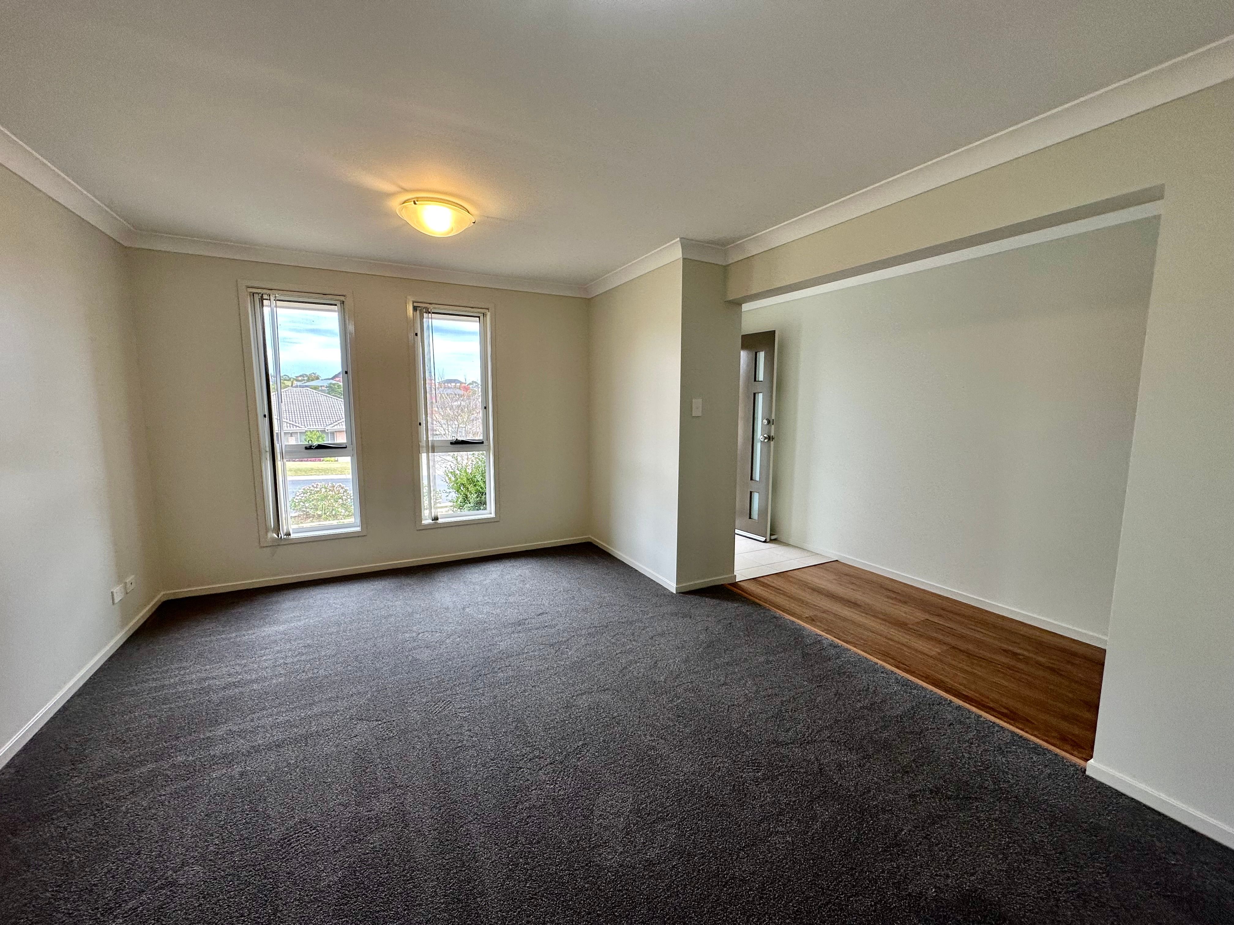 10 Laurie Drive, Raworth, NSW 2321