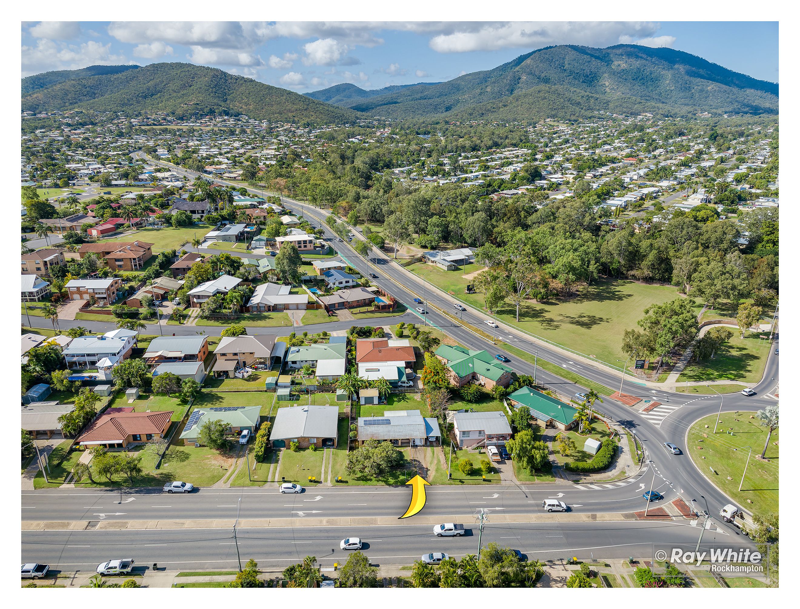 374 Feez Street, Norman Gardens, QLD 4701 Sold House Ray White