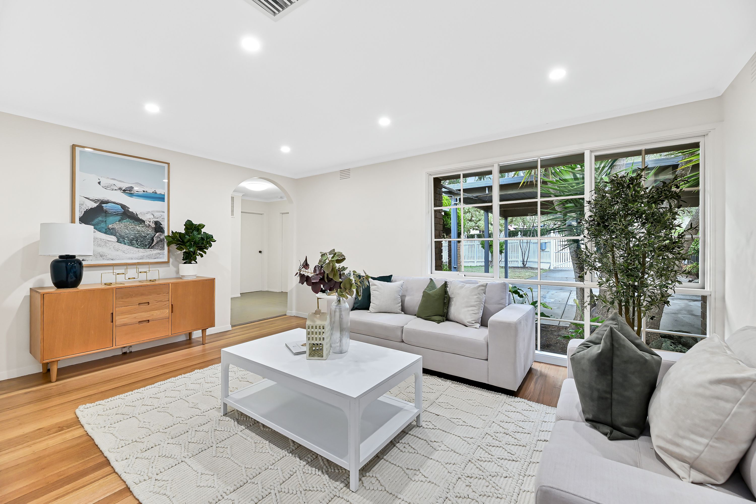827 Waverley Road, Glen Waverley, VIC 3150