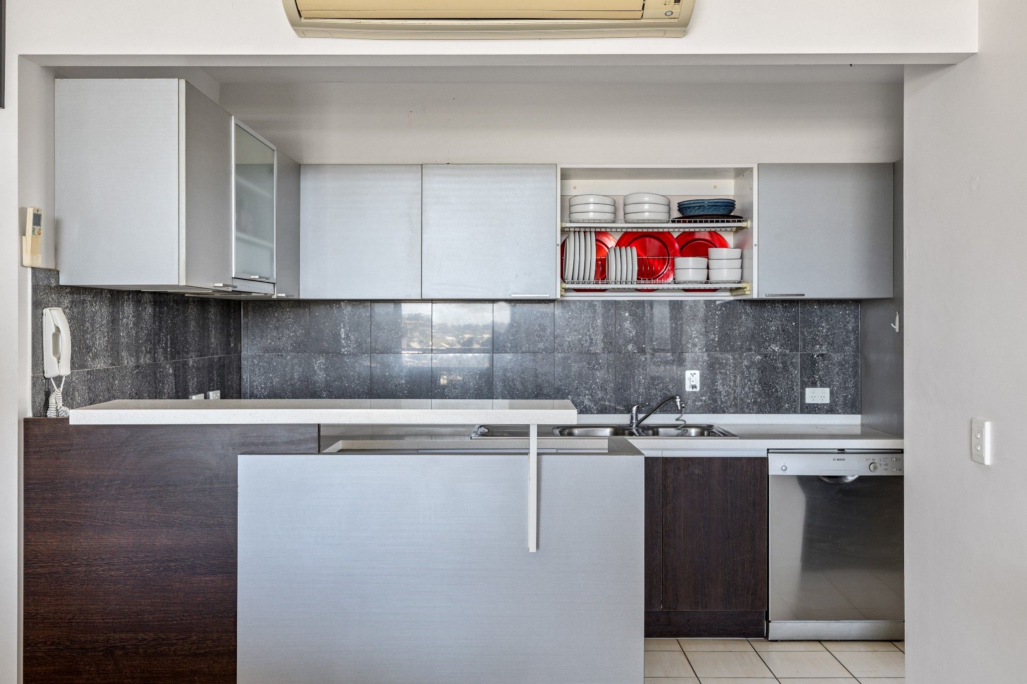 9/4-6 Duffield Road — photo 5 of 16