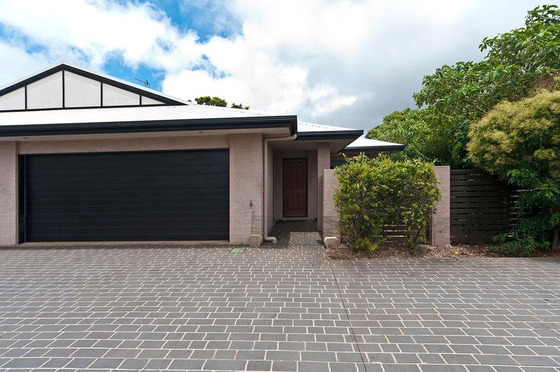 1/302B South Street, Harristown, QLD 4350