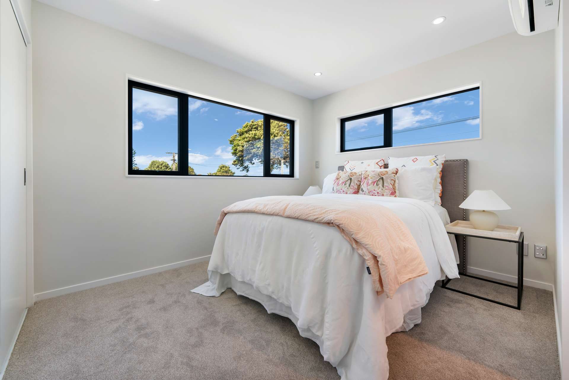 58 Allenby Road photo 4