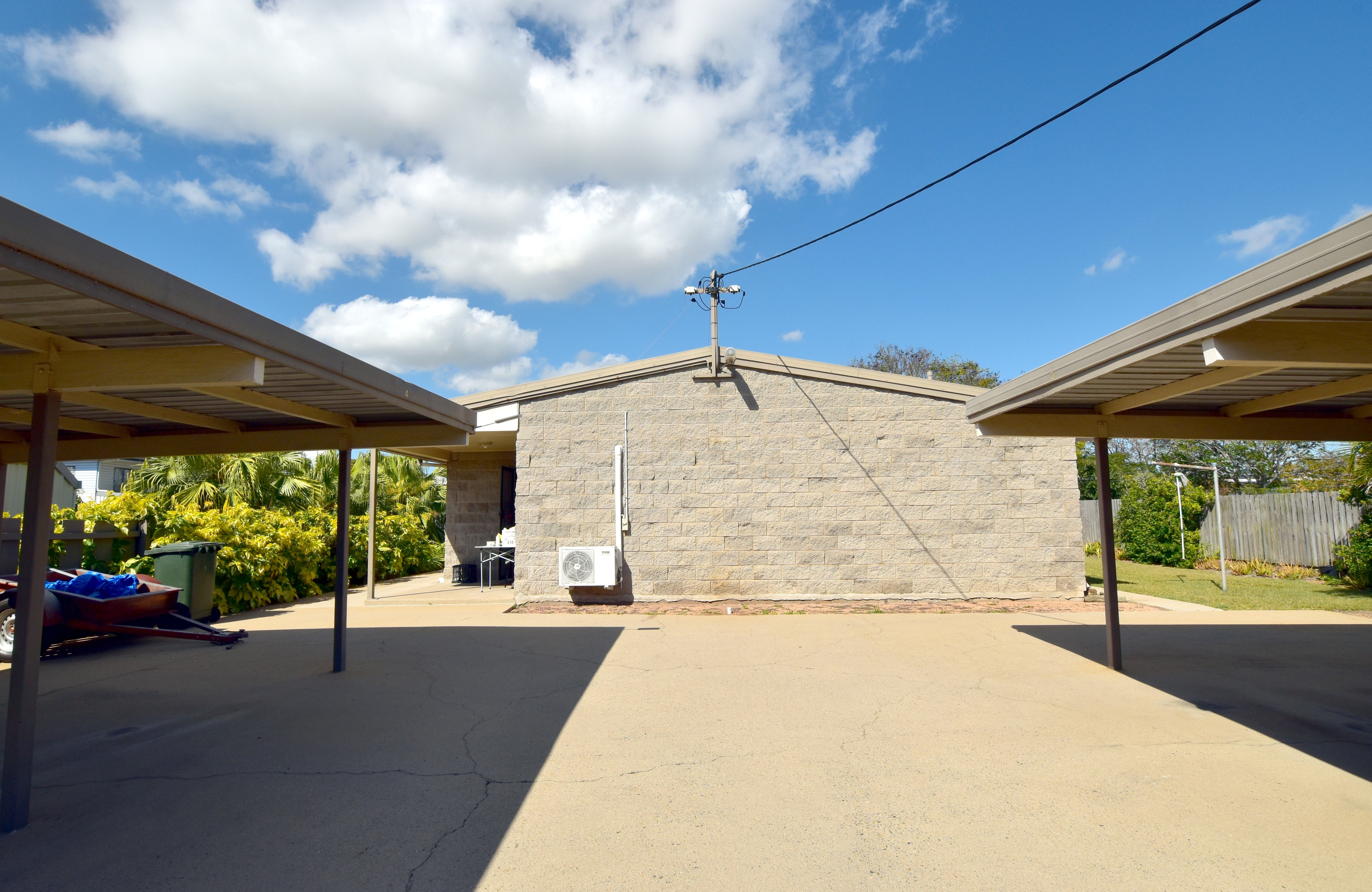2/3 Murray Street, West Gladstone, QLD 4680