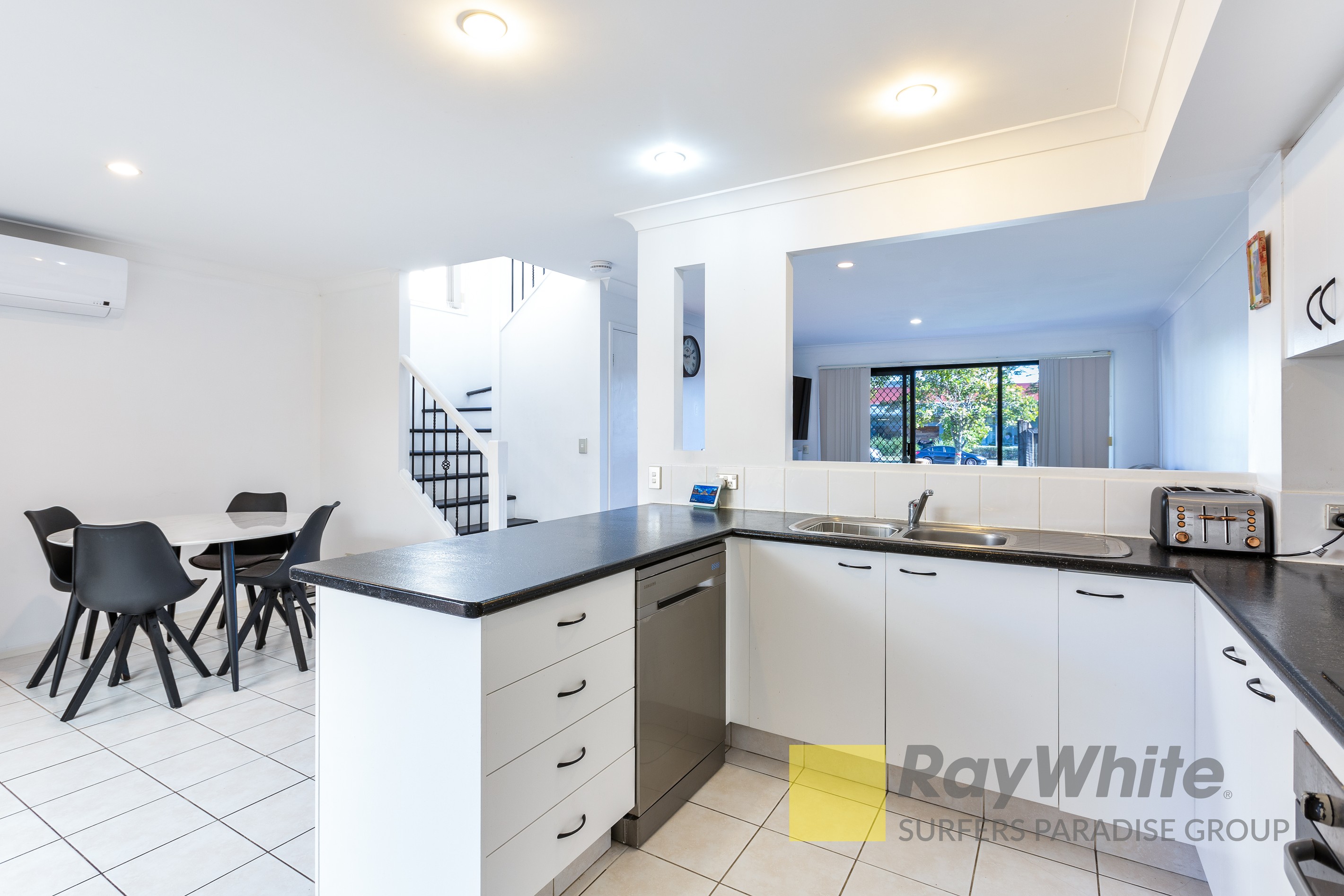 90/302 Christine Avenue, Varsity Lakes, QLD 4227
