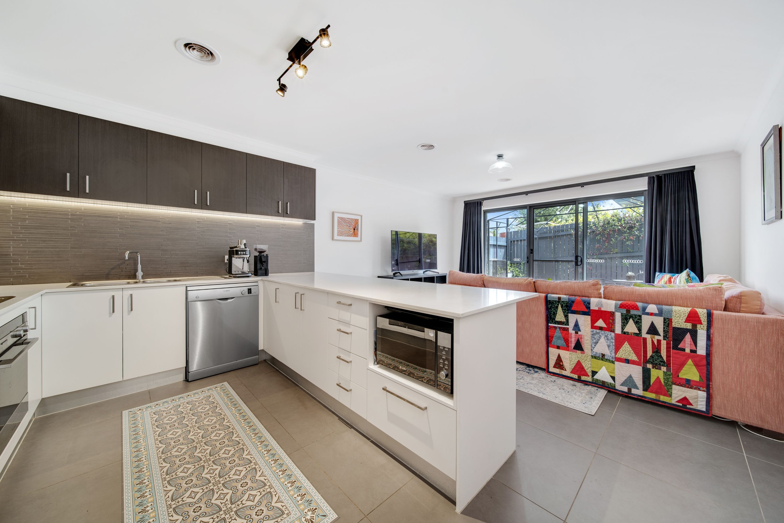 62 Cocoparra Crescent, Crace, ACT 2911