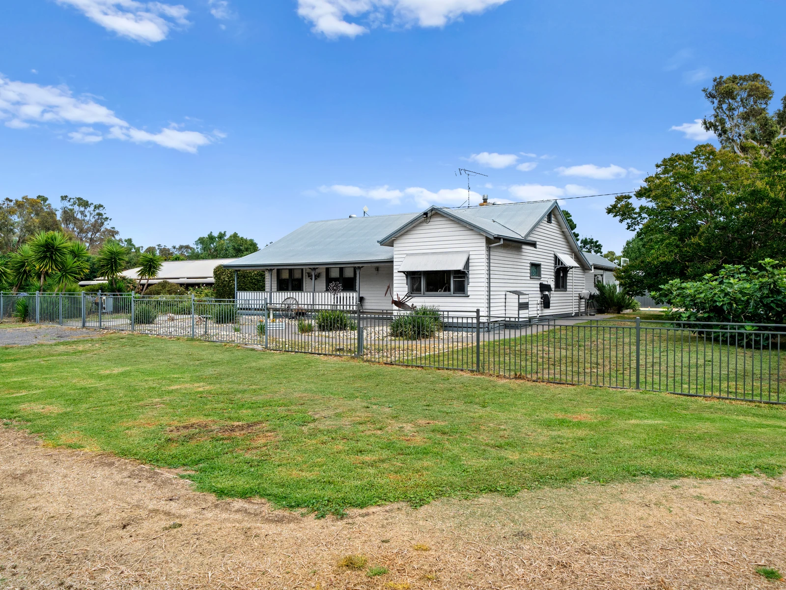 16 Shelton Street, Avenel, VIC 3664