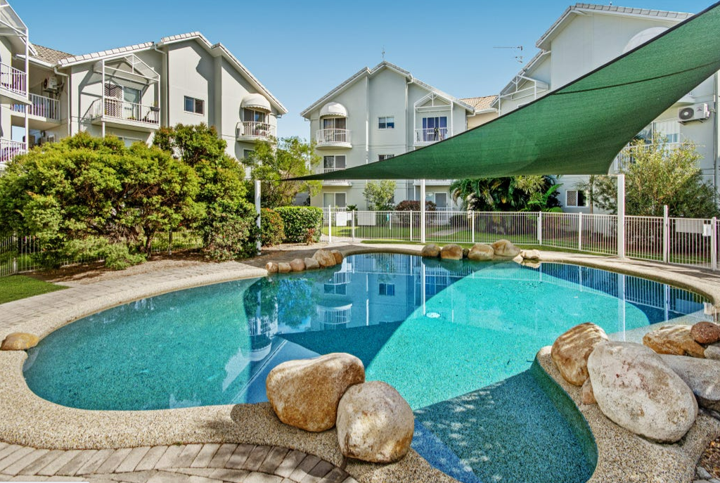1 Hodel Street, Rosslea QLD 4812