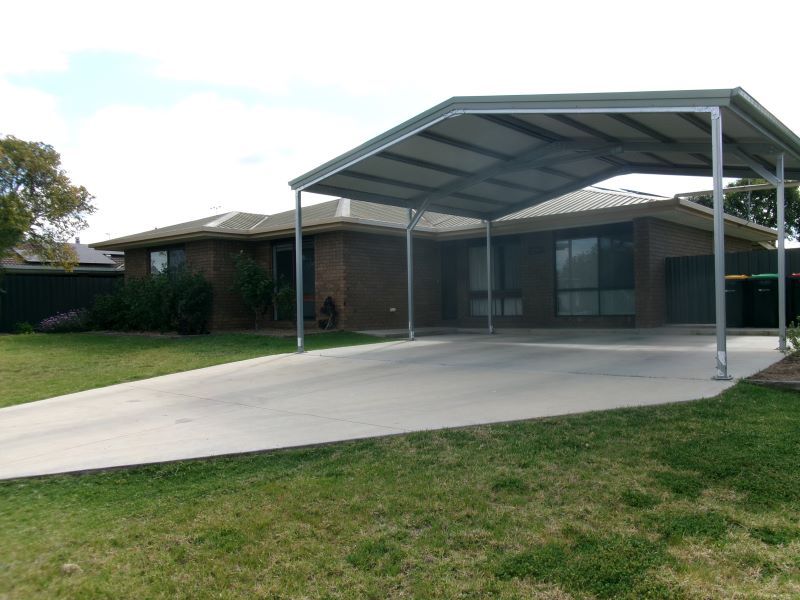 290 Noyes Street, Deniliquin, NSW 2710