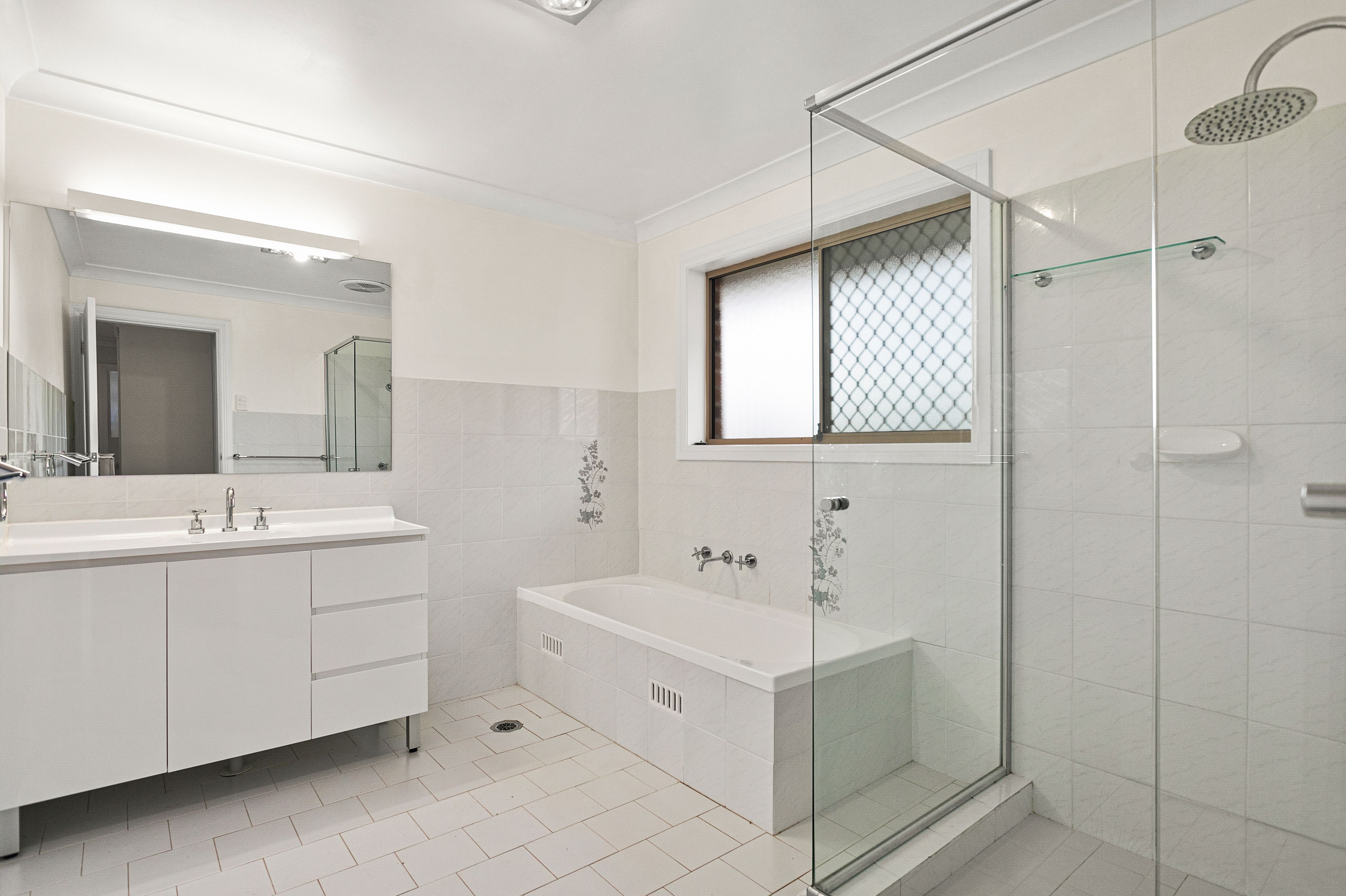 2/9-11 Gardinia Street — photo 5 of 6