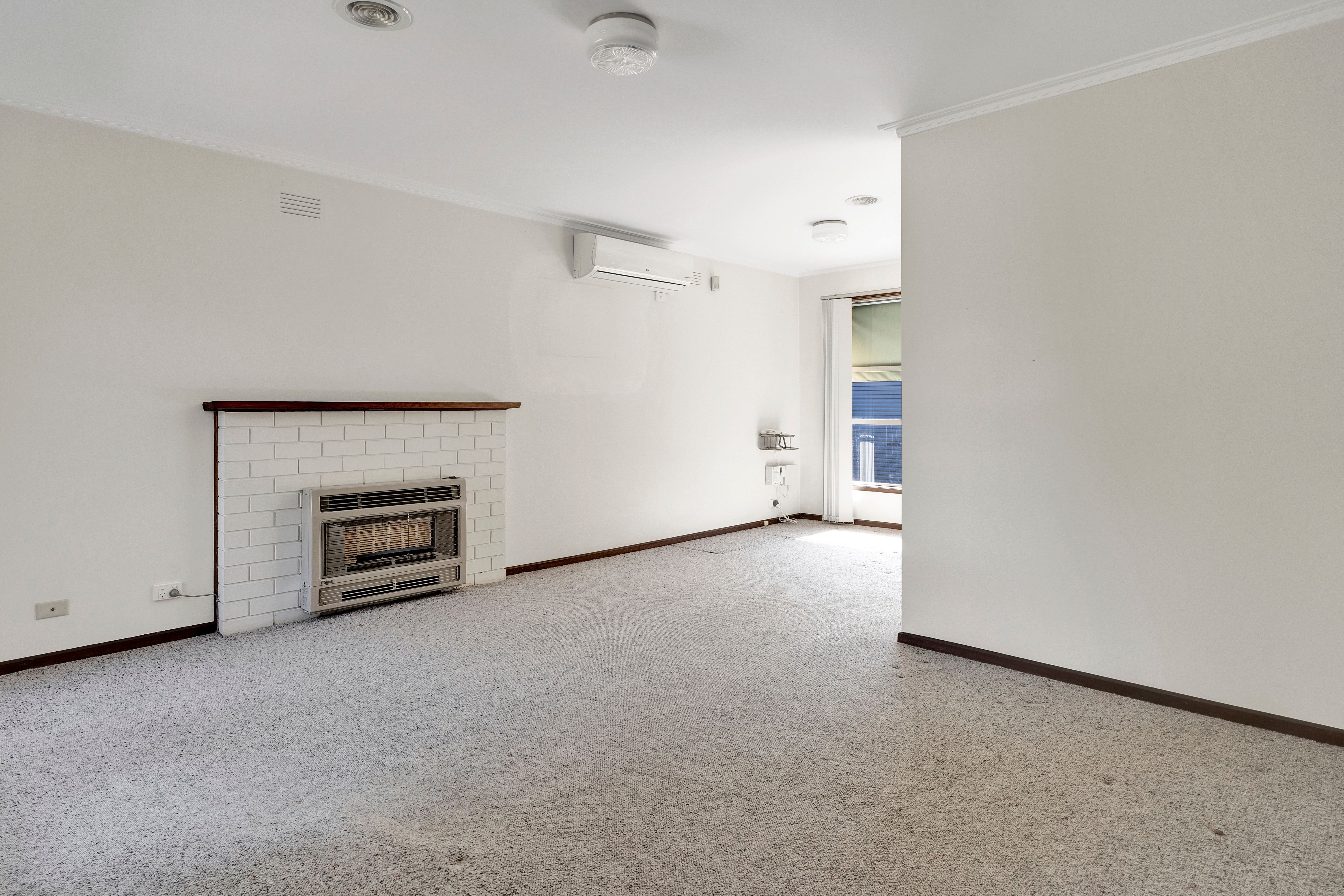 2 Elizabeth Avenue, Werribee, VIC 3030
