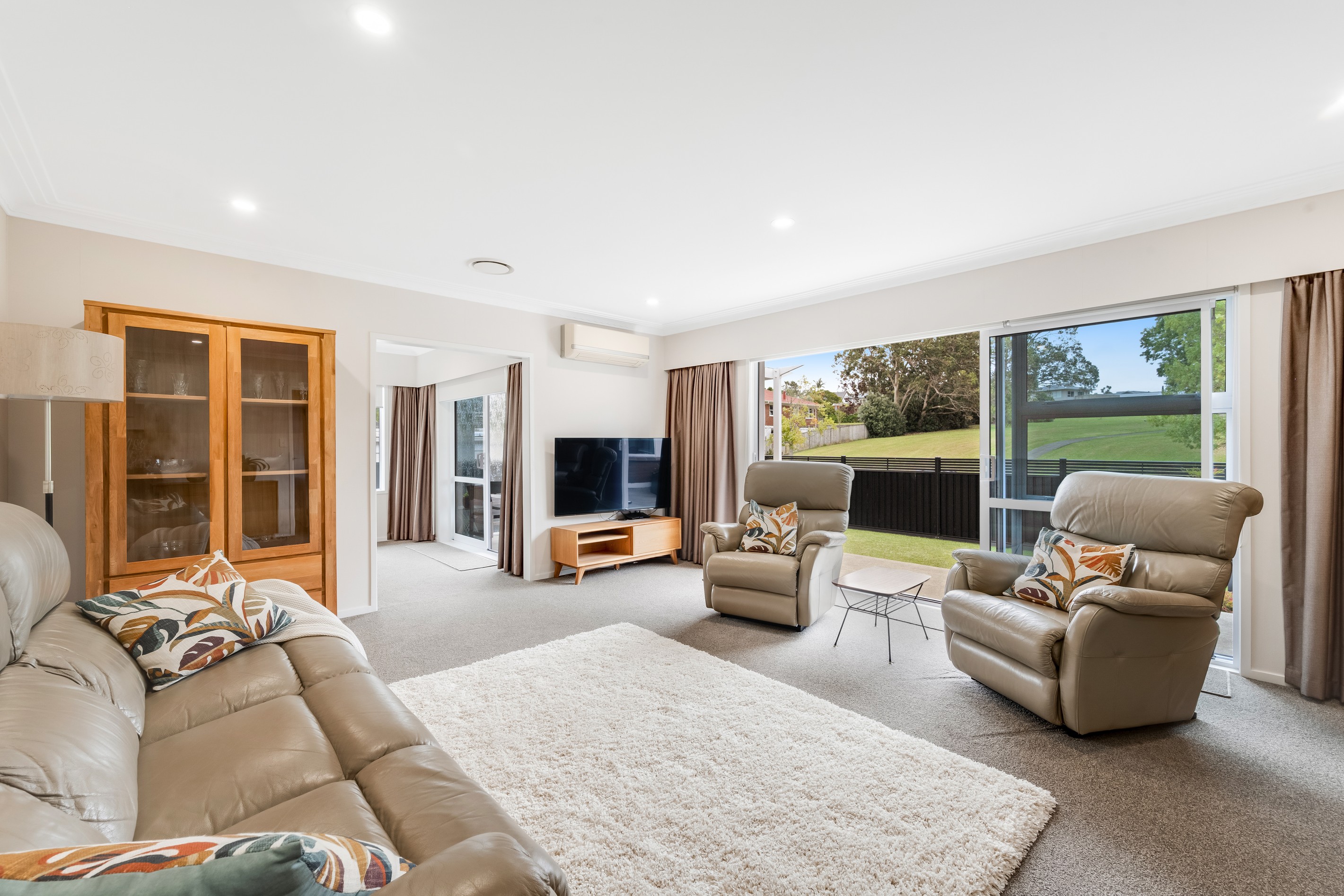 12 Mirrabooka Avenue, Botany Downs, Manukau City