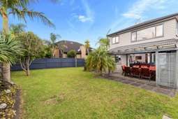 10 Girvan Terrace, Wattle Downs, Manukau City