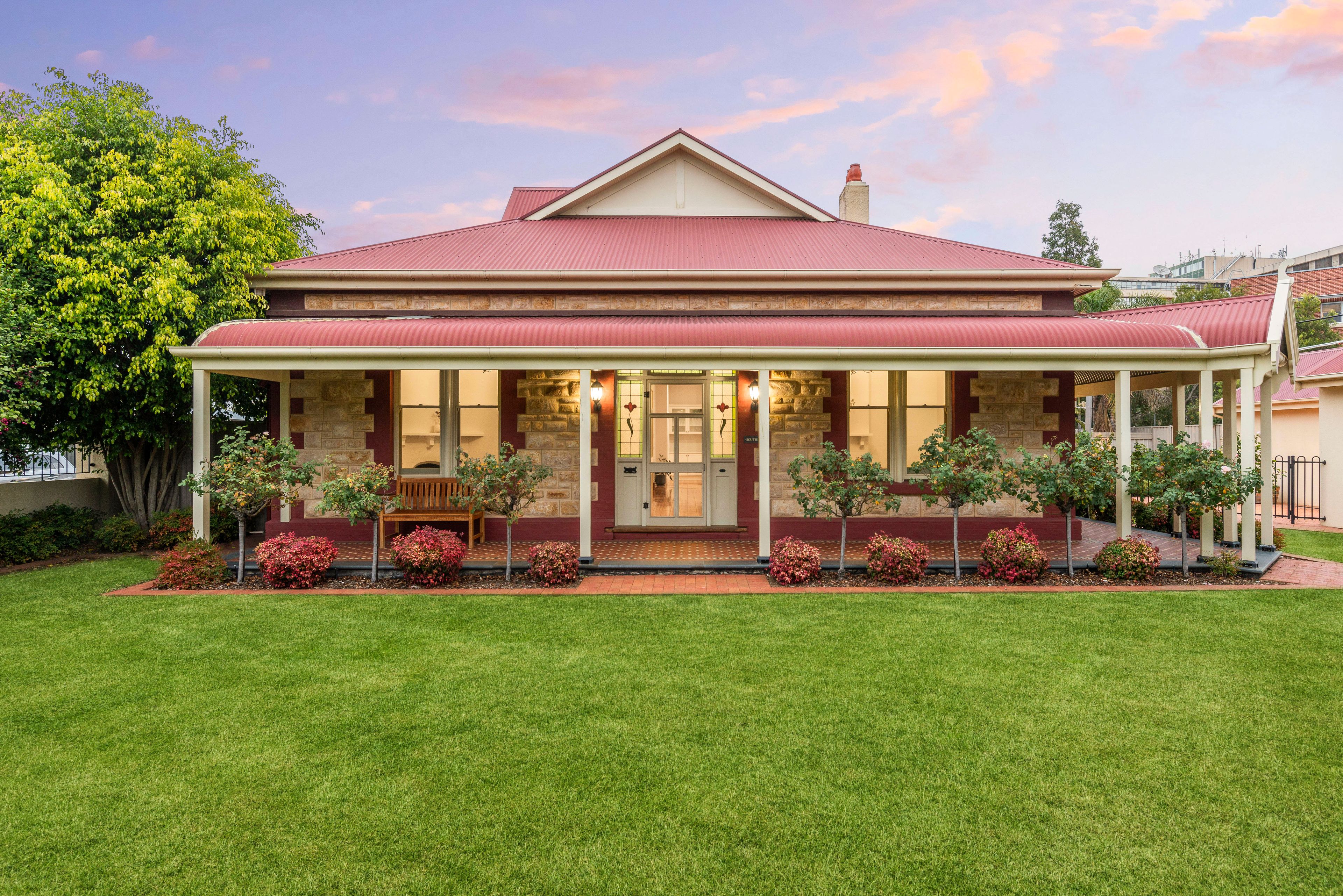 15 Cedar Avenue, Woodville South SA 5011