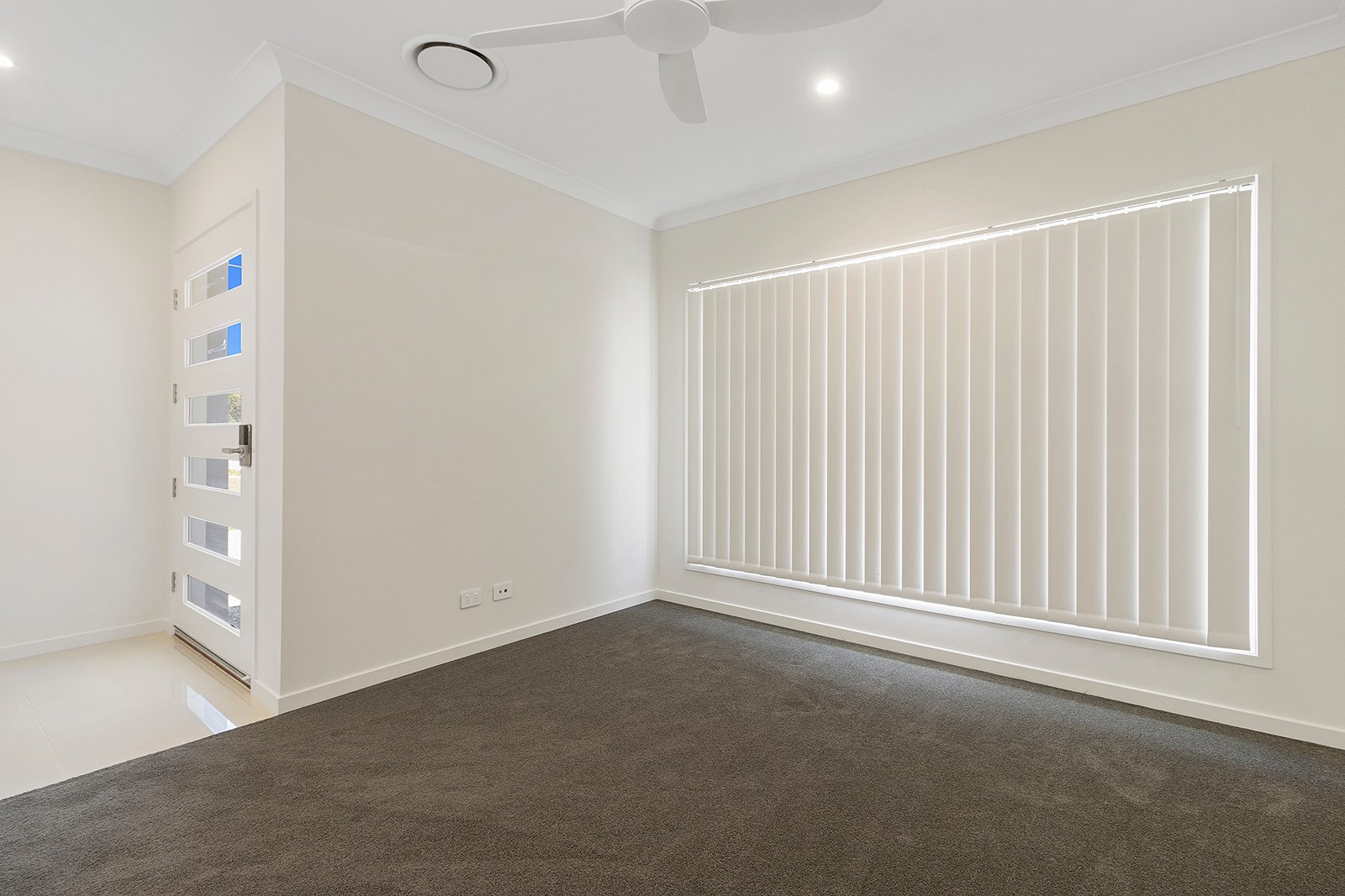 10 Olivia Street, Beachmere, QLD 4510