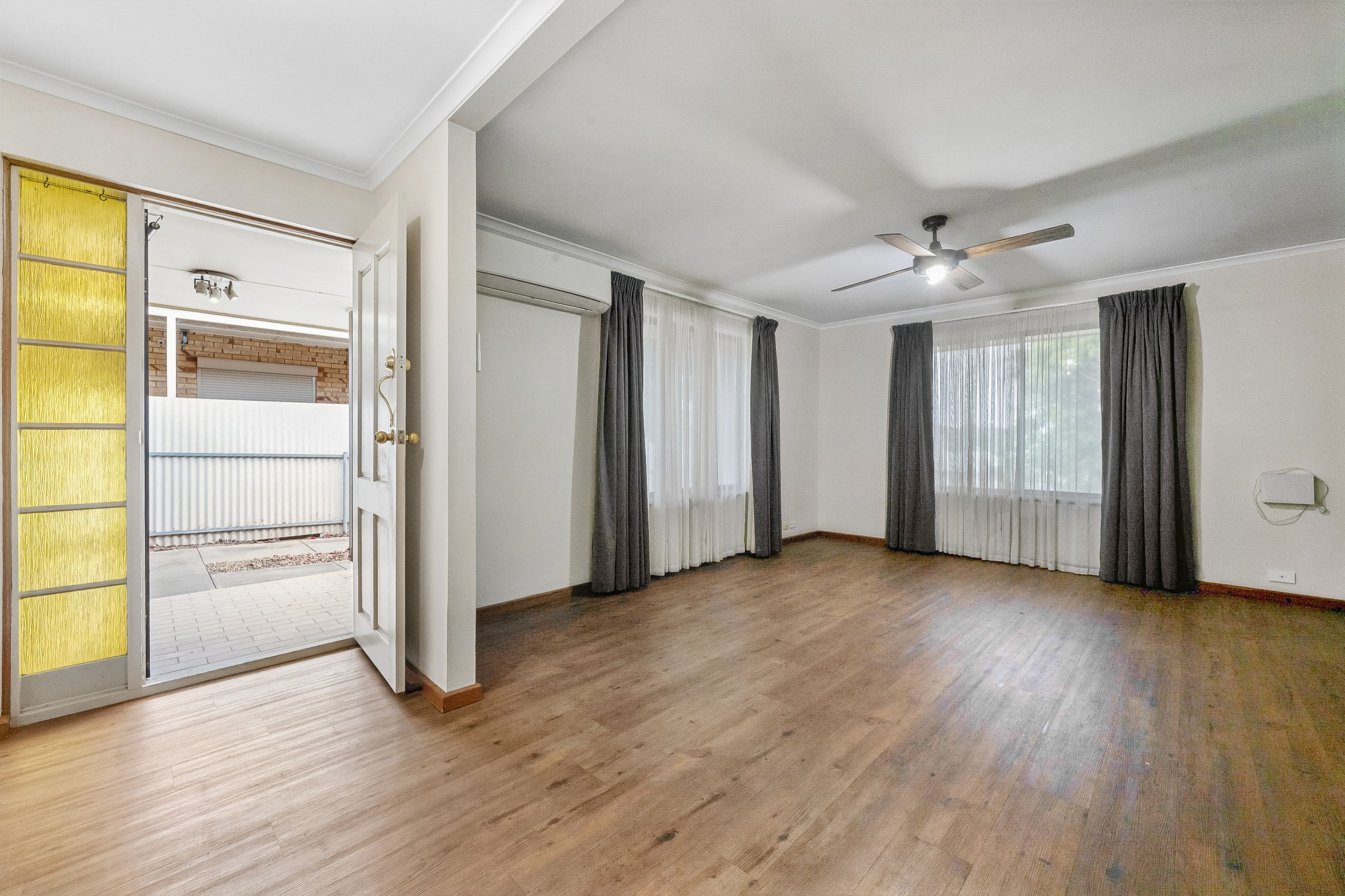 22 Caroline Street — photo 4 of 10