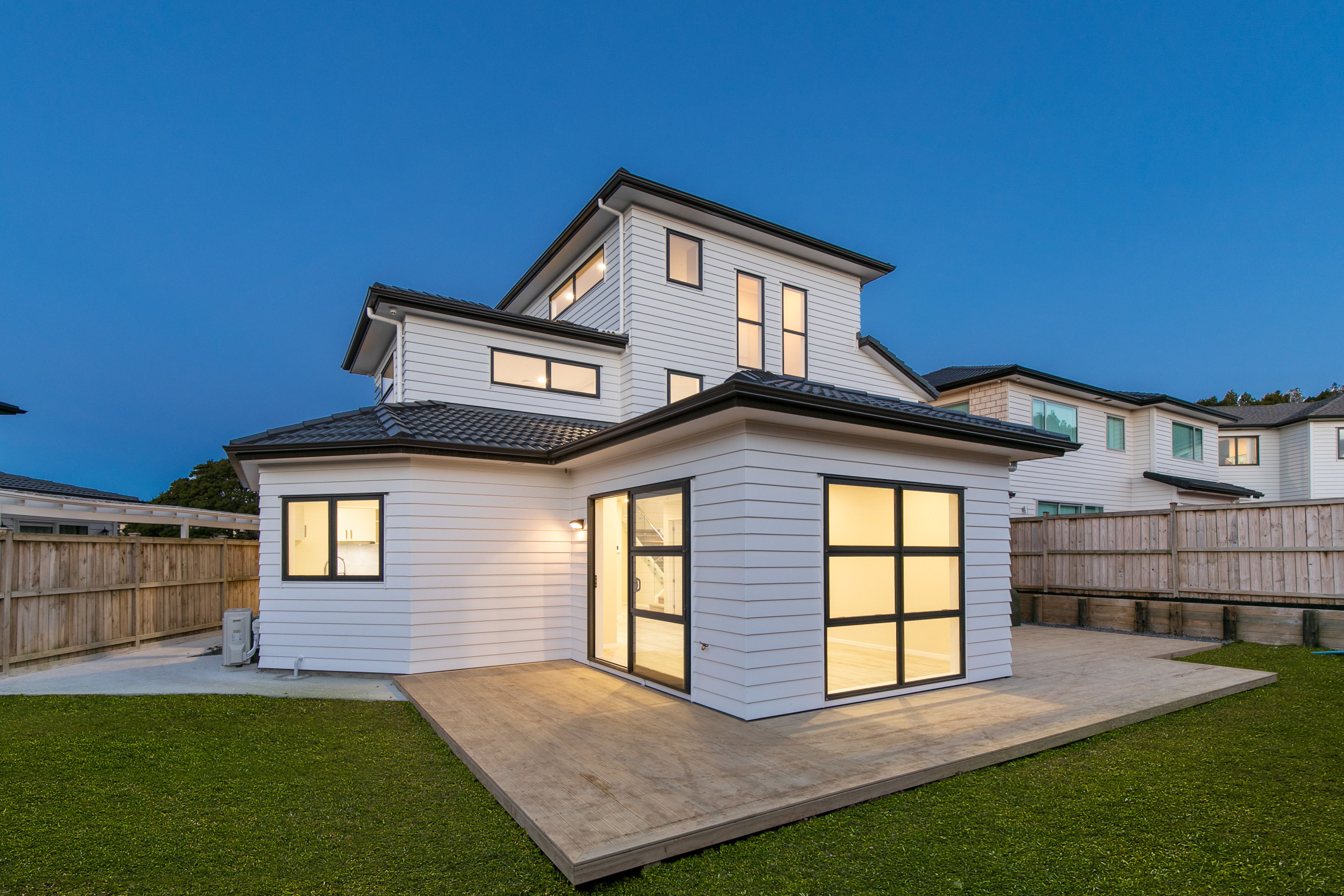 25 Drumbuoy Drive, Flat Bush, Manukau City